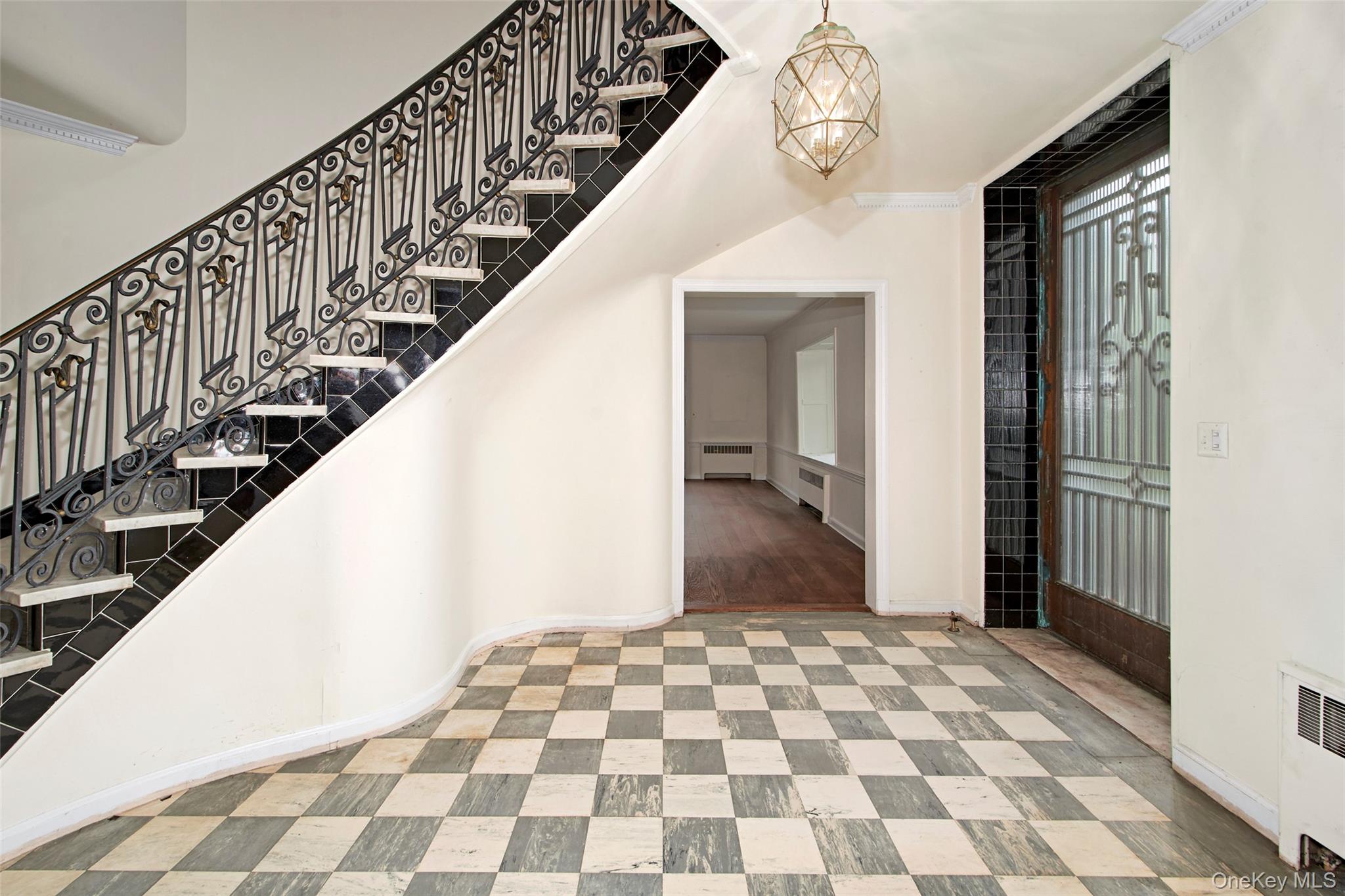 460 Sterling Road
