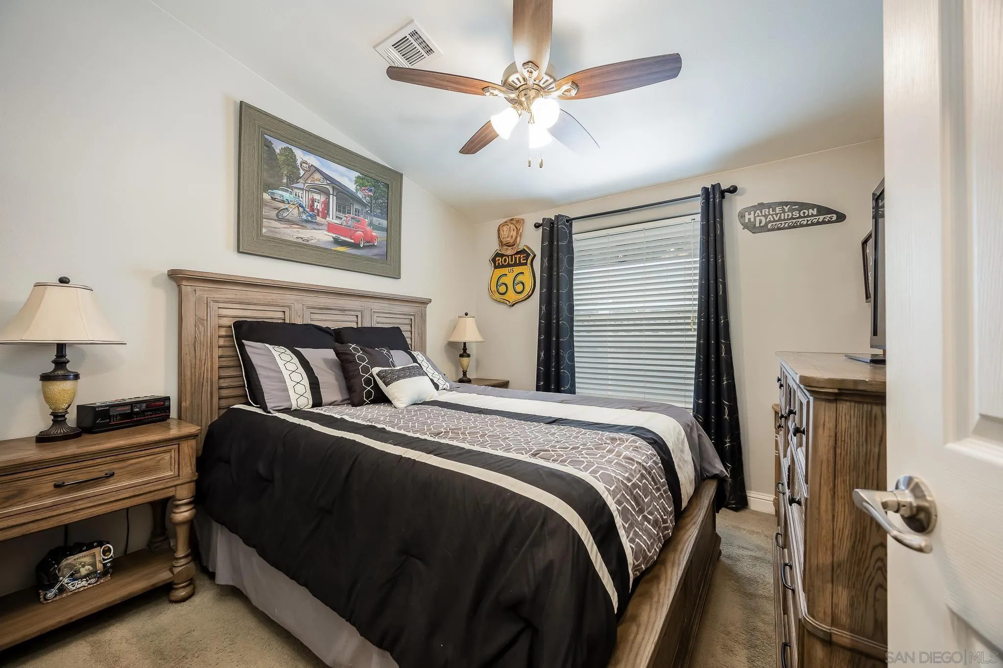 2239 Black Canyon Rd Unit Spc 179