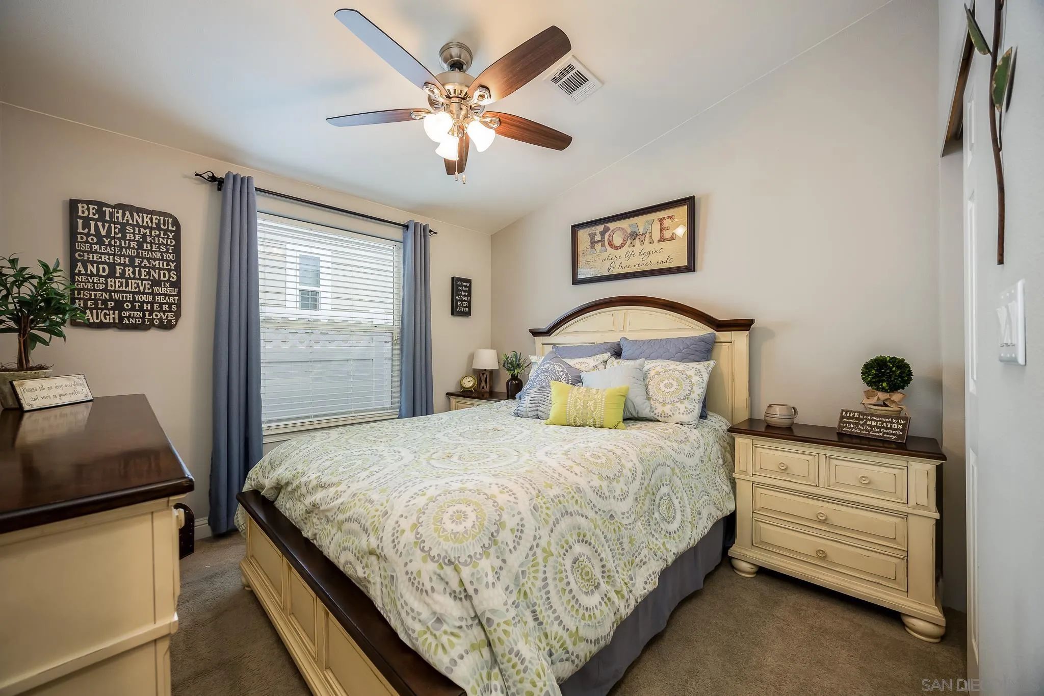 2239 Black Canyon Rd Unit Spc 179