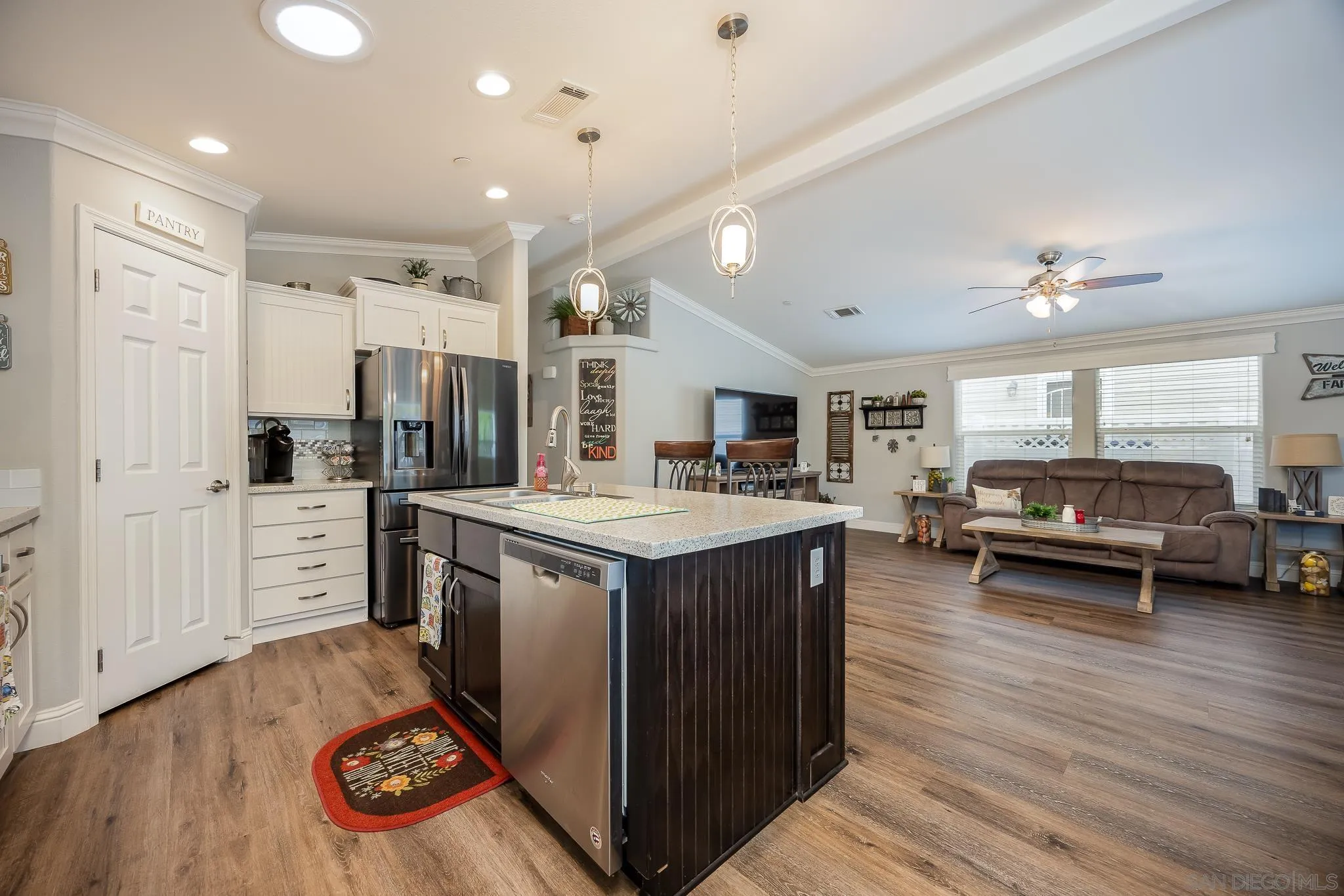 2239 Black Canyon Rd Unit Spc 179