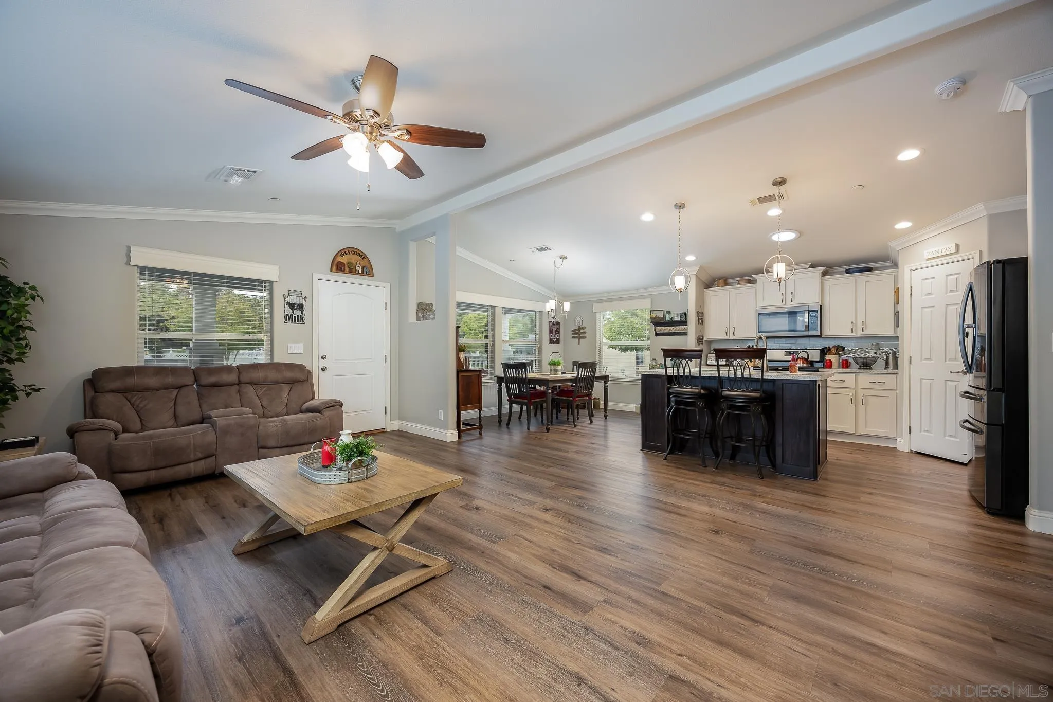 2239 Black Canyon Rd Unit Spc 179
