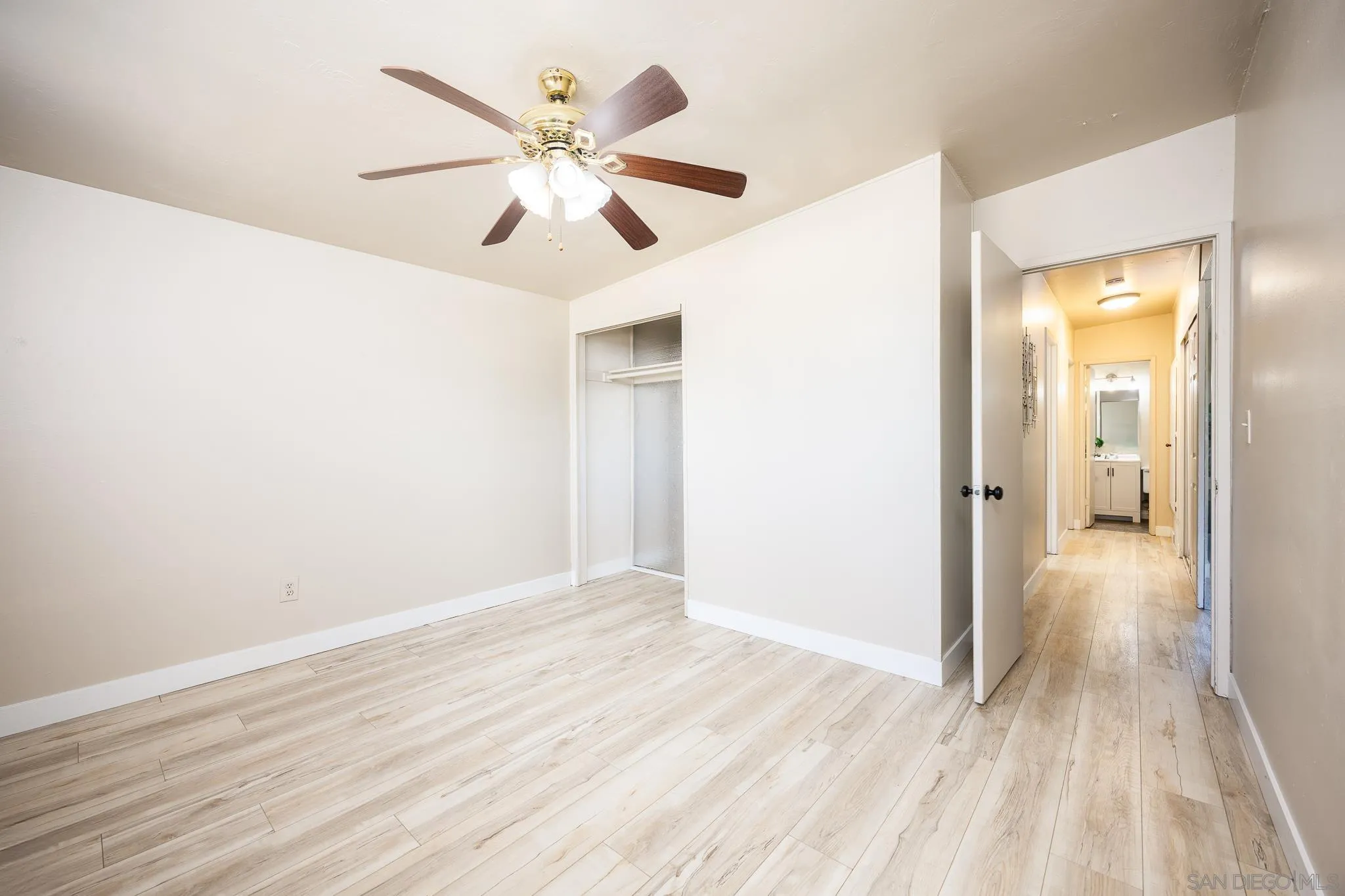 1378 Ivory Ct