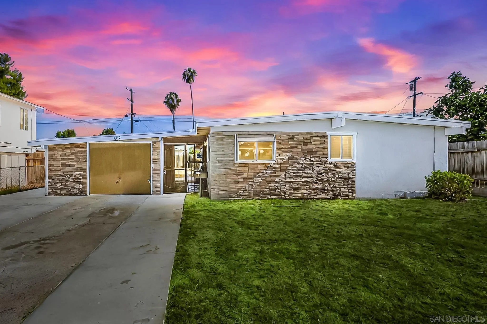 1378 Ivory Ct
