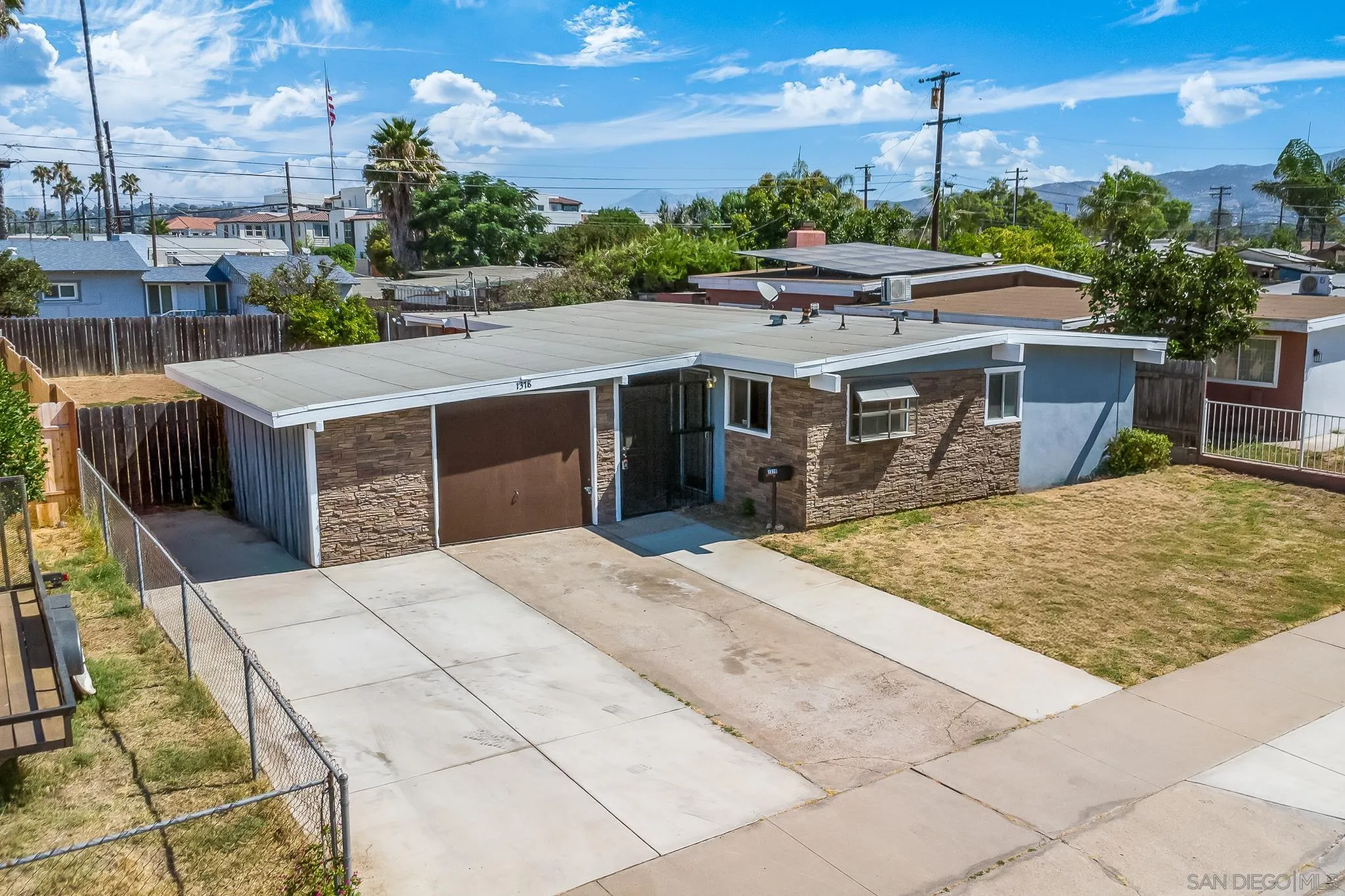 1378 Ivory Ct