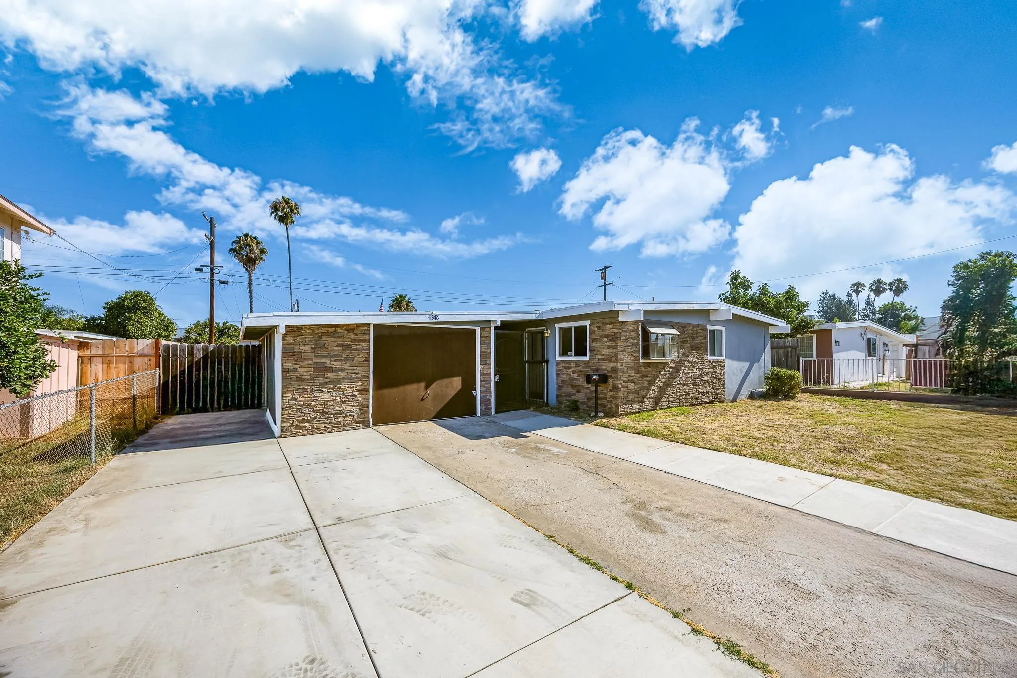 1378 Ivory Ct