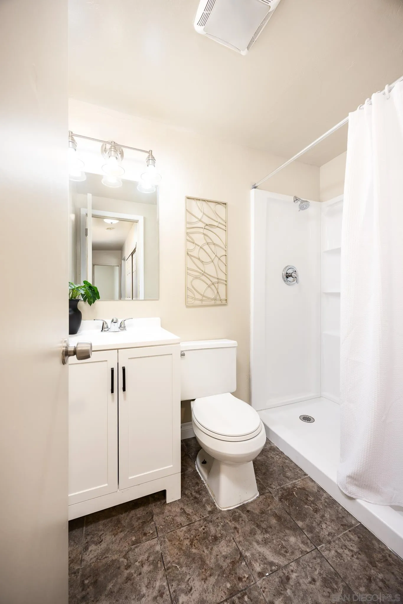1378 Ivory Ct