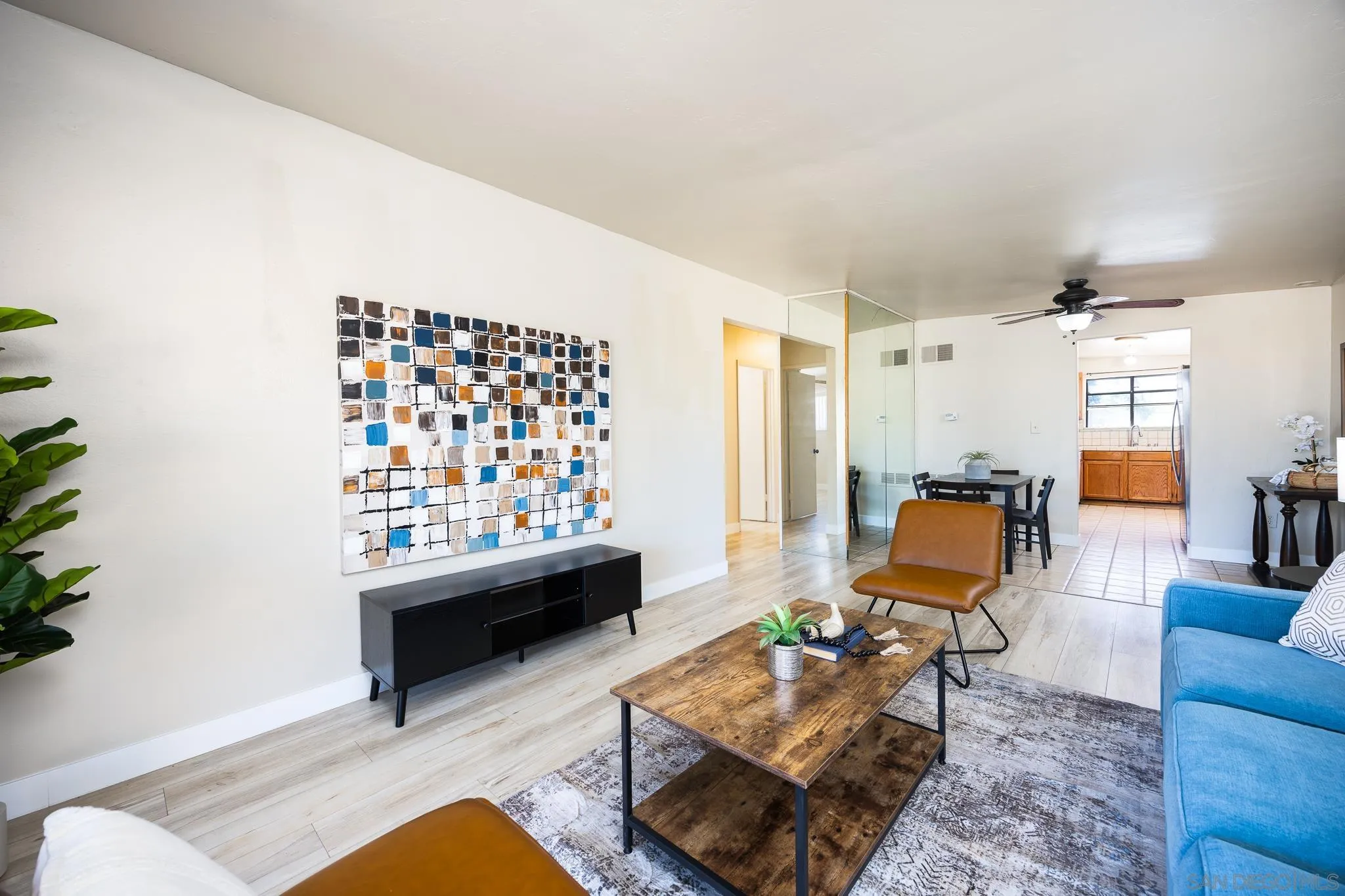 1378 Ivory Ct
