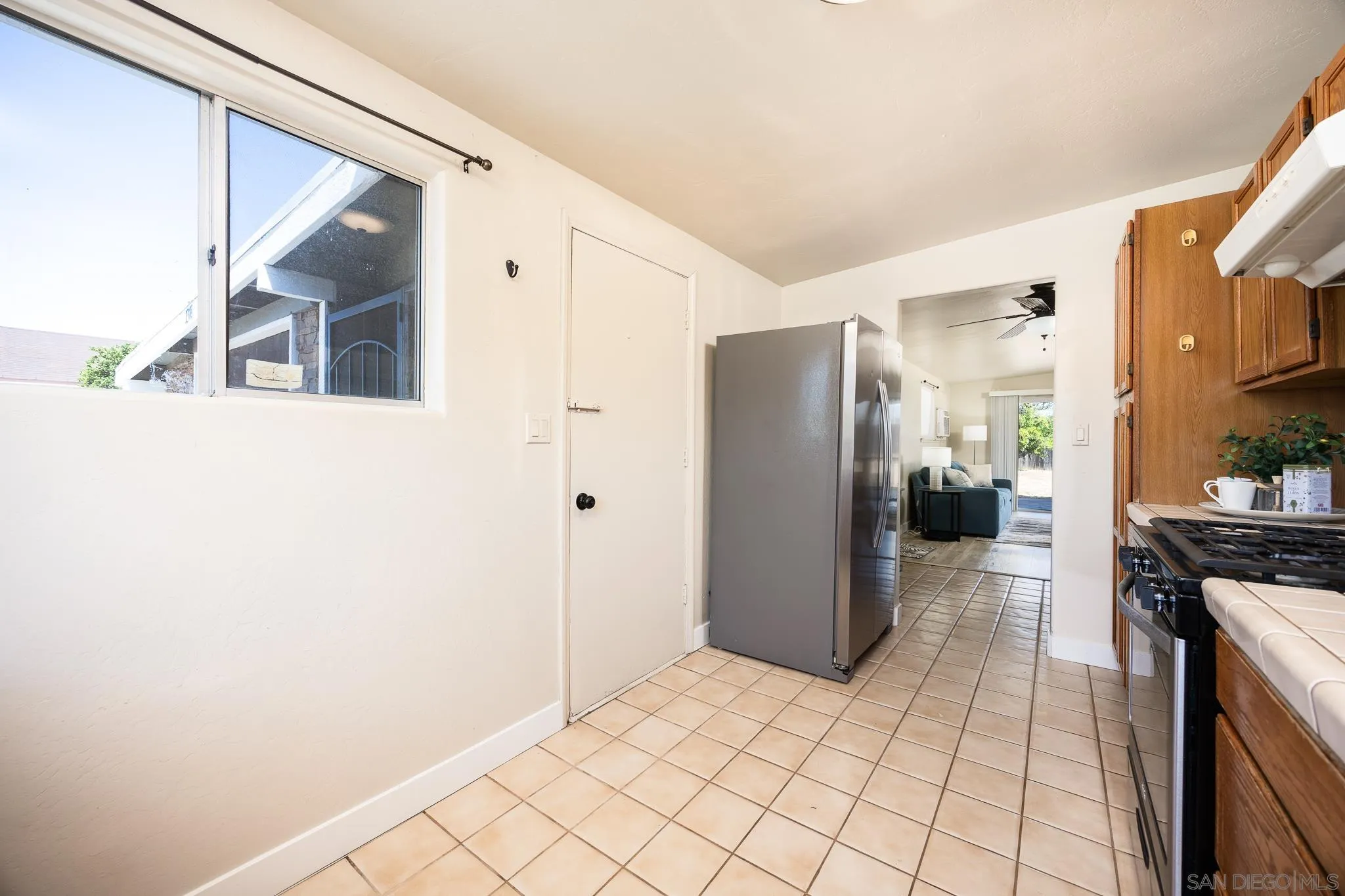 1378 Ivory Ct