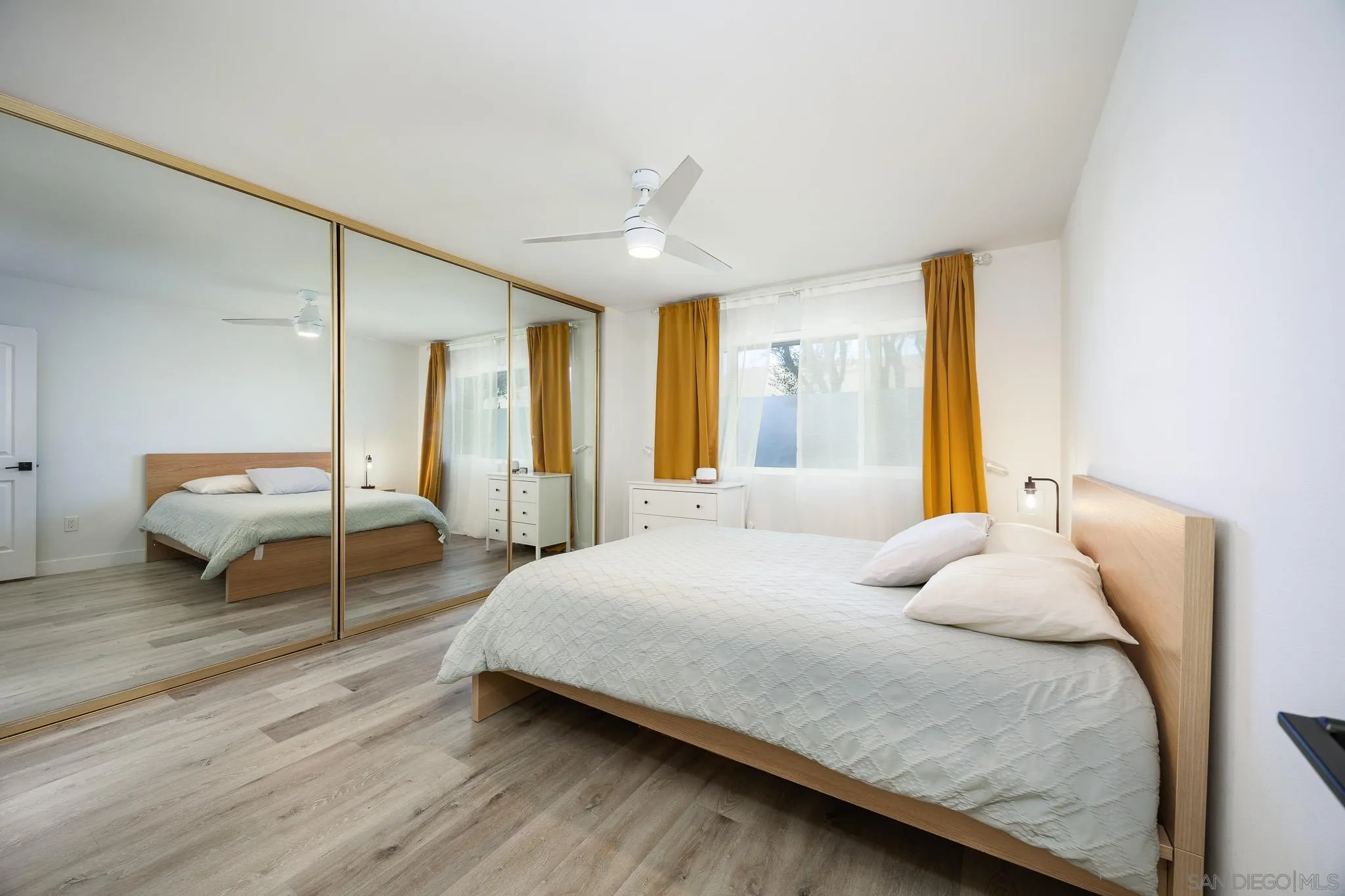 810 E Washington Ave Unit Unit E