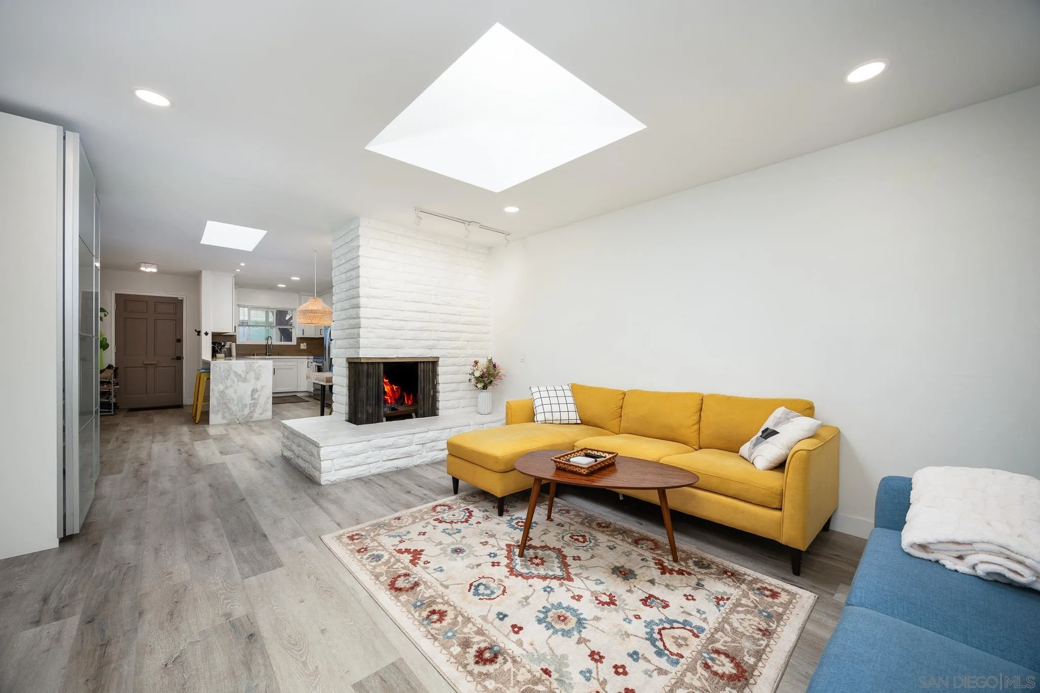 810 E Washington Ave Unit Unit E