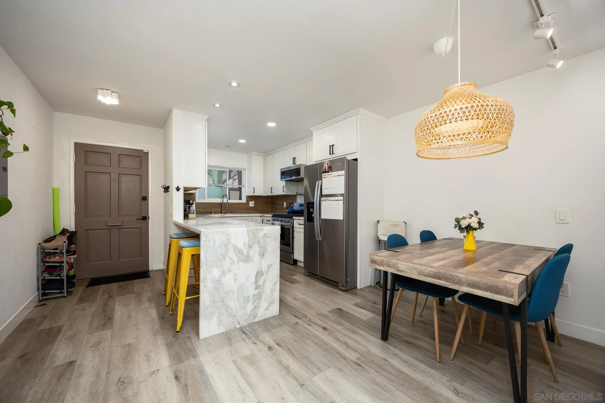 810 E Washington Ave Unit Unit E