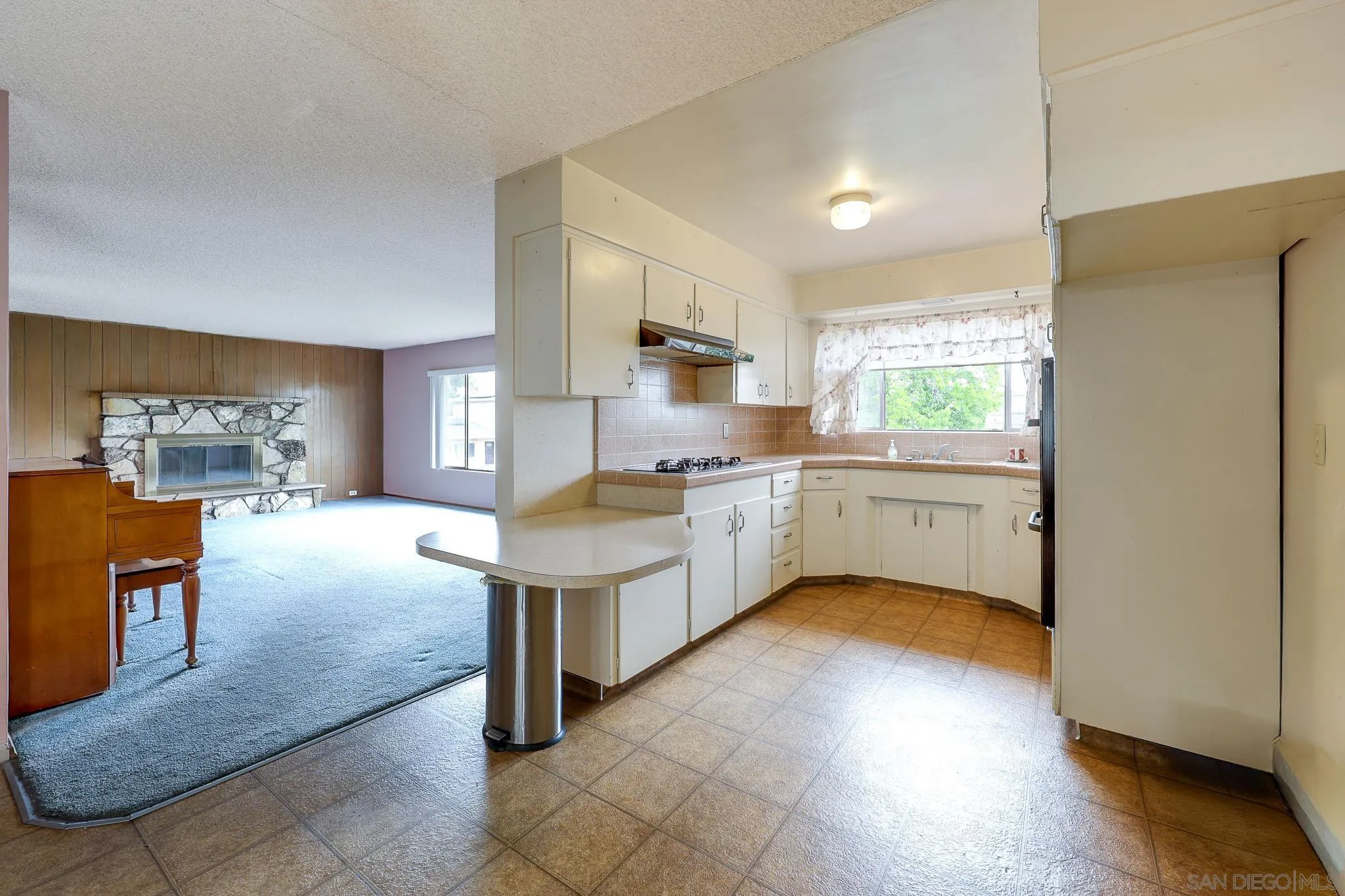 8105 Brock Ct