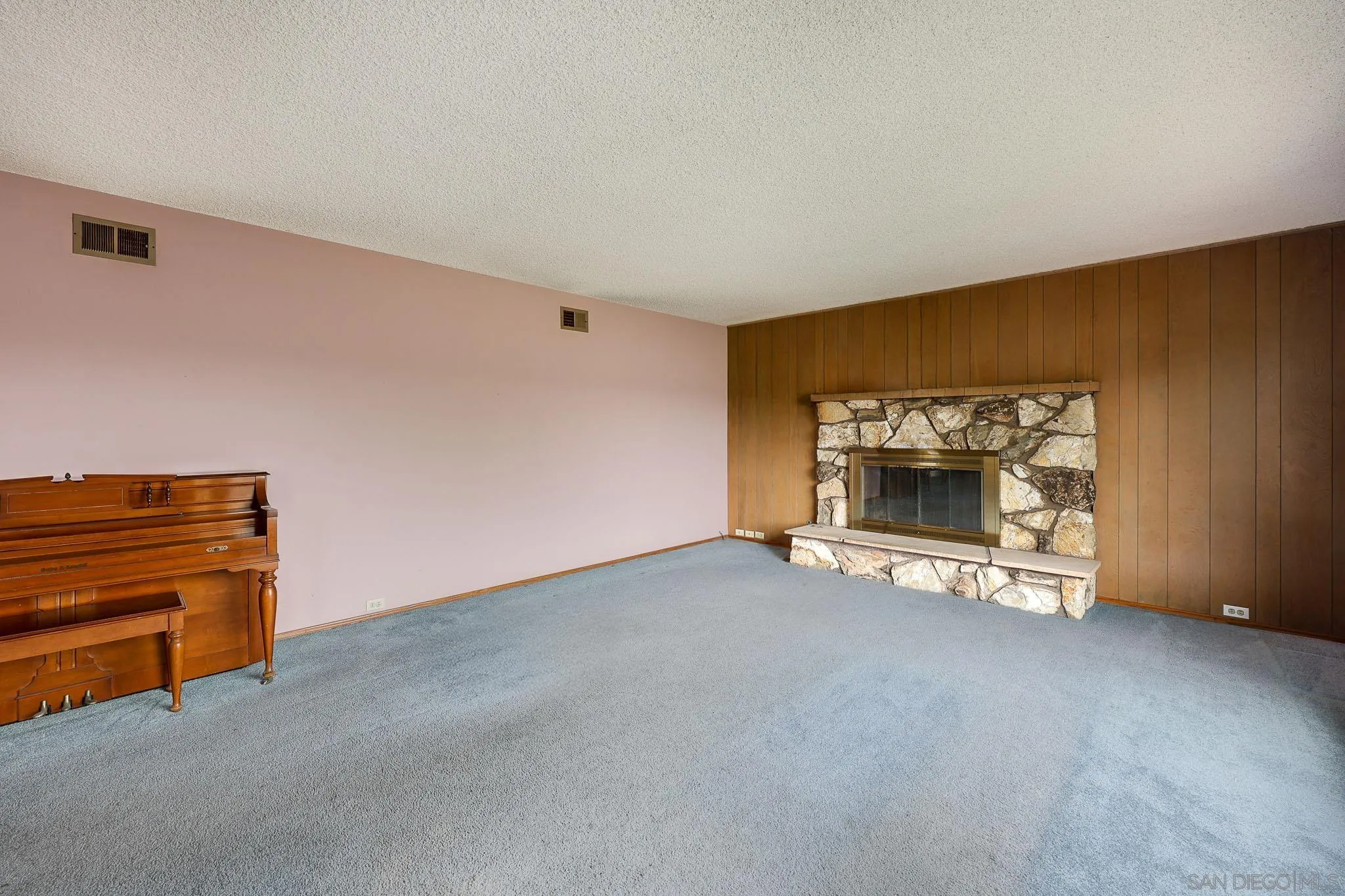 8105 Brock Ct