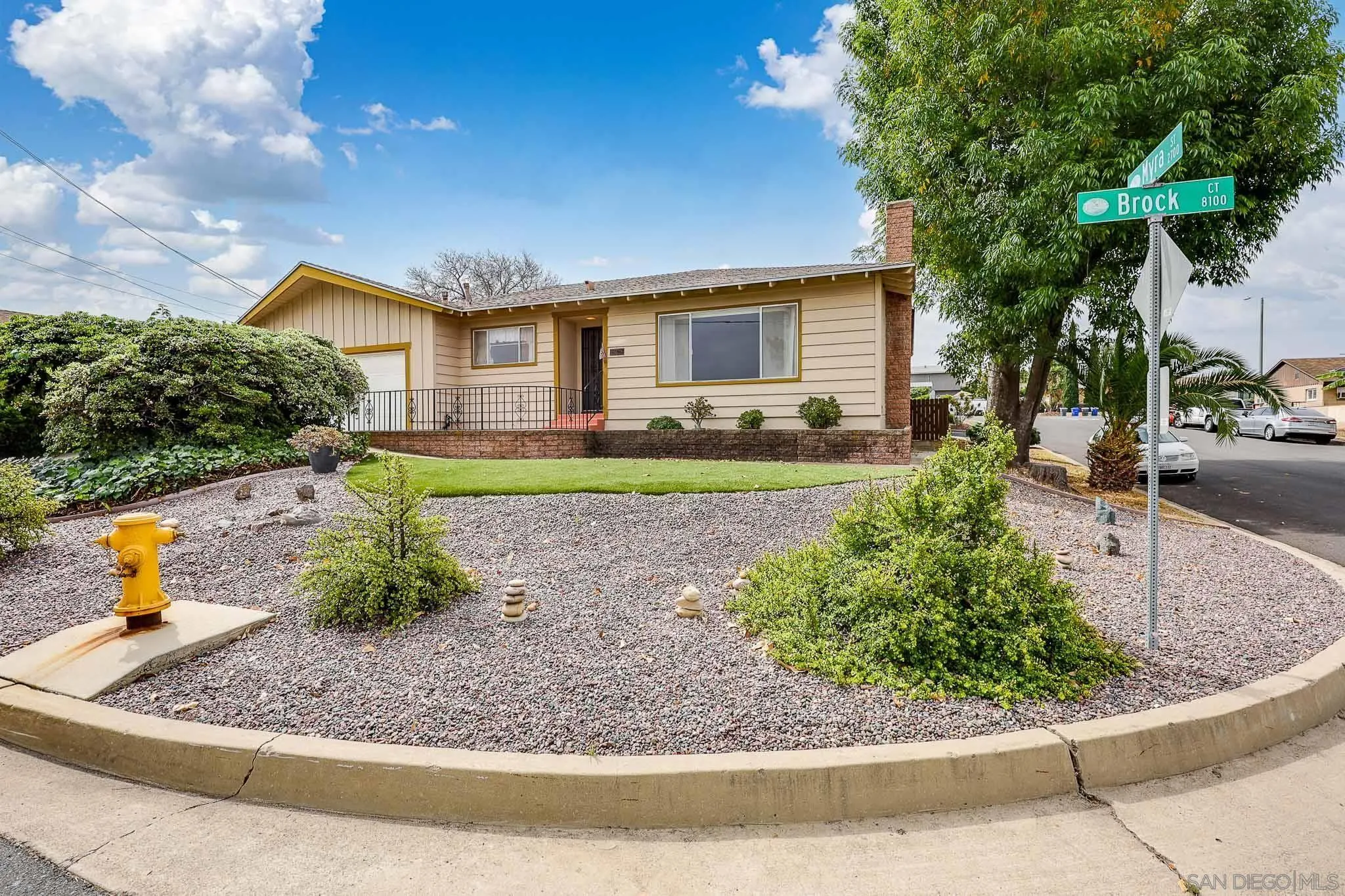 8105 Brock Ct