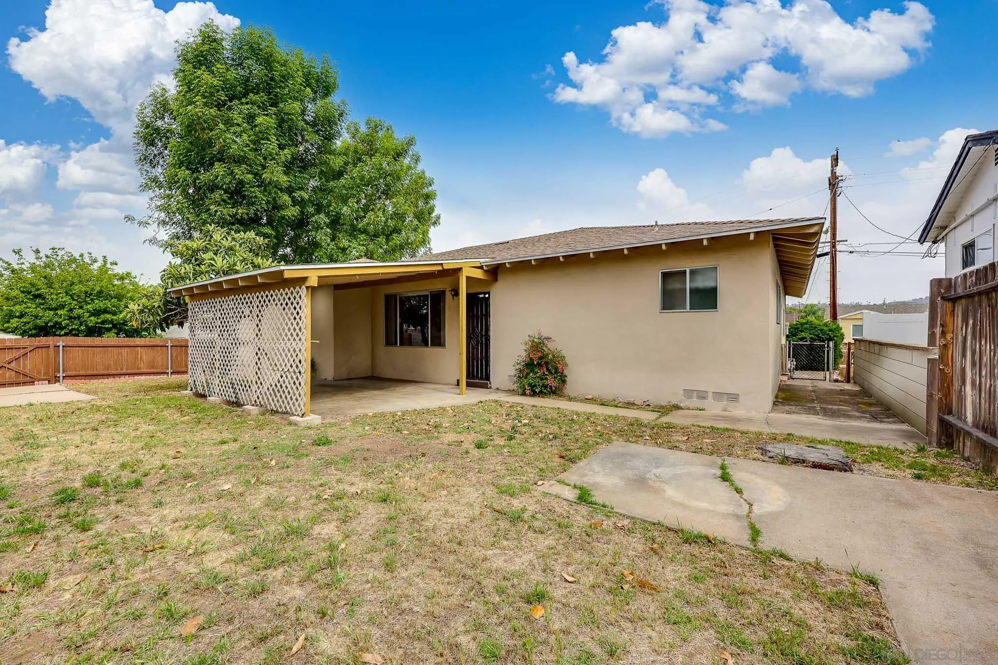 8105 Brock Ct