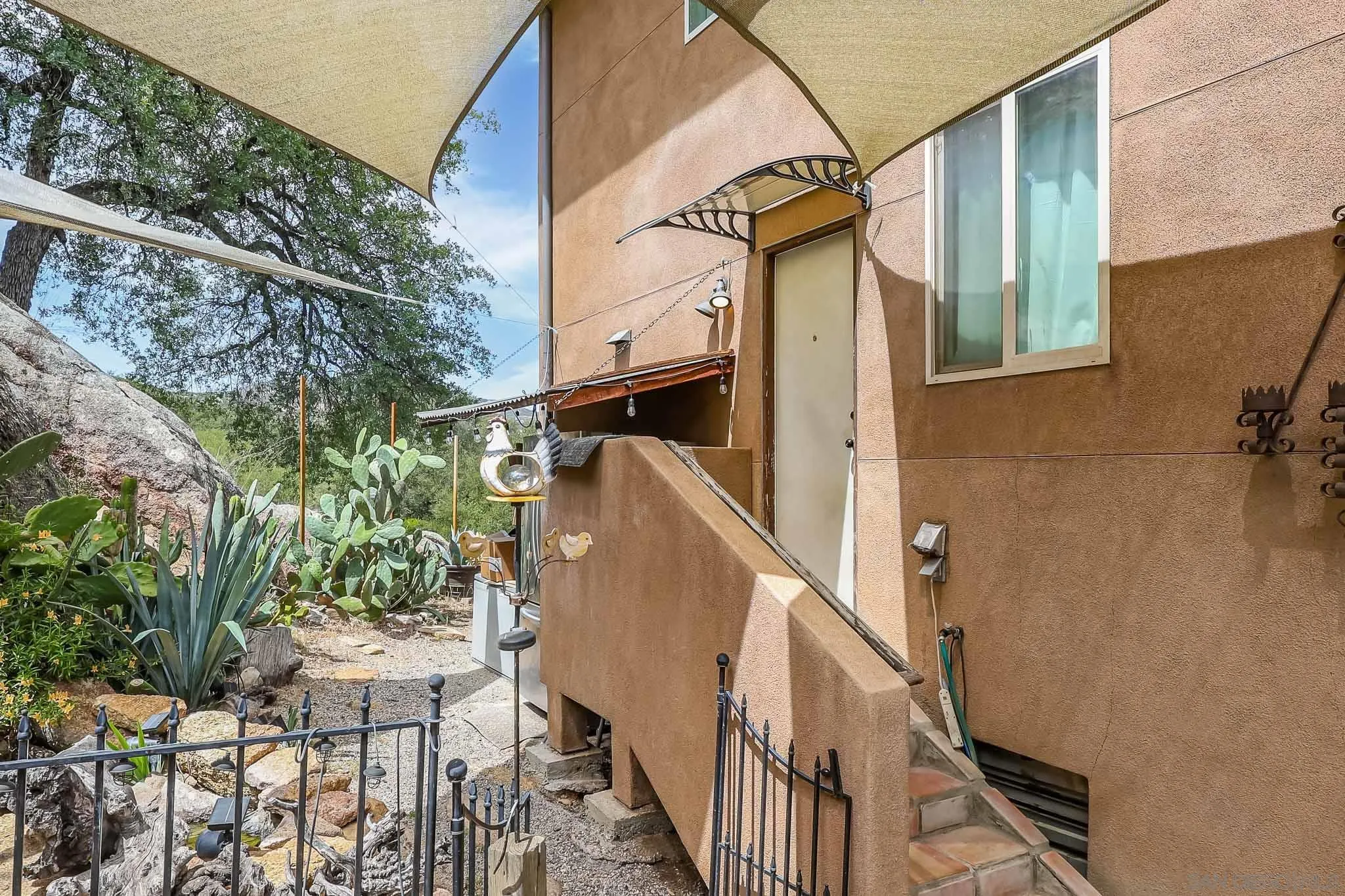 20841 Deerhorn Valley Rd