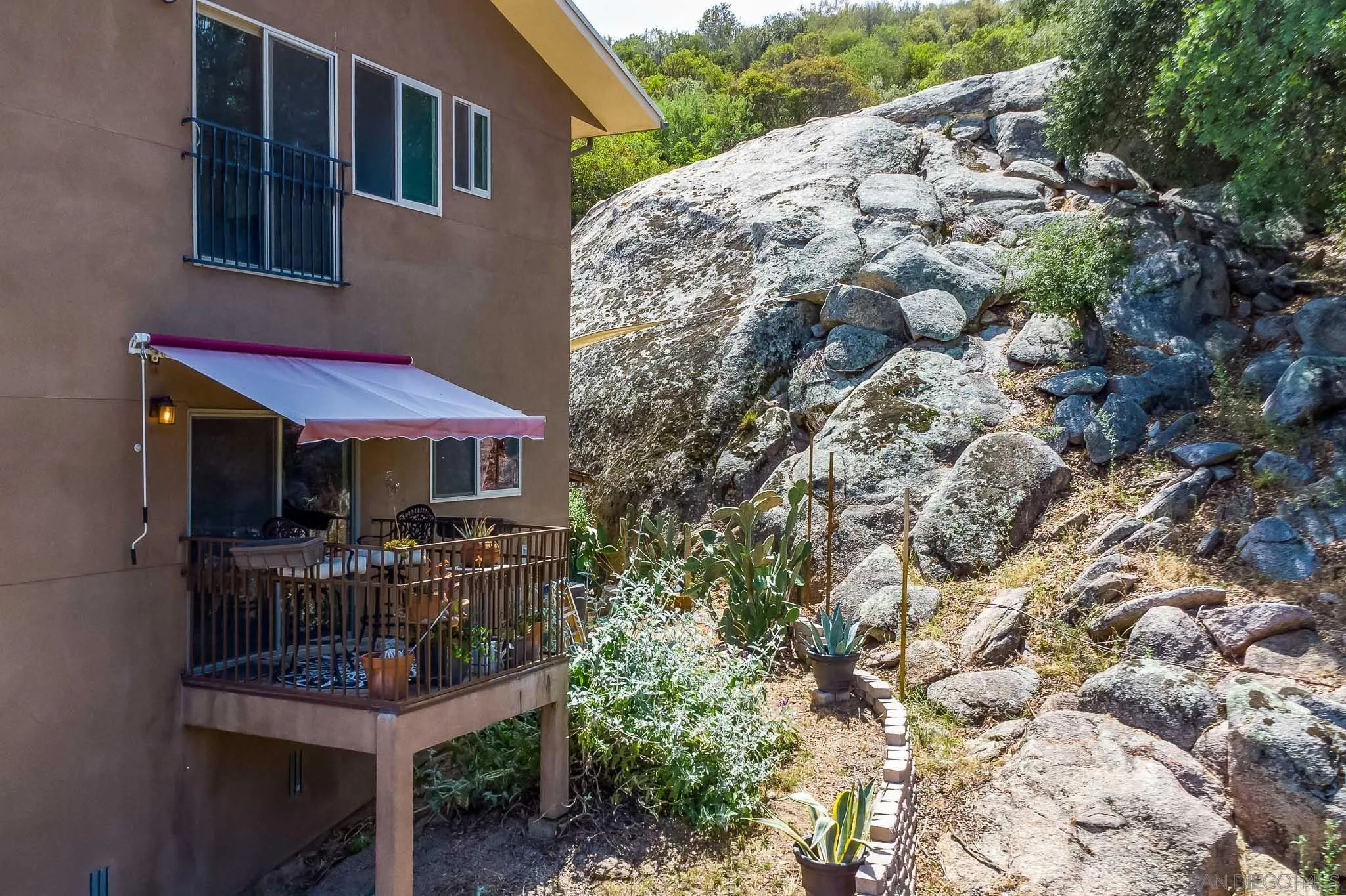 20841 Deerhorn Valley Rd