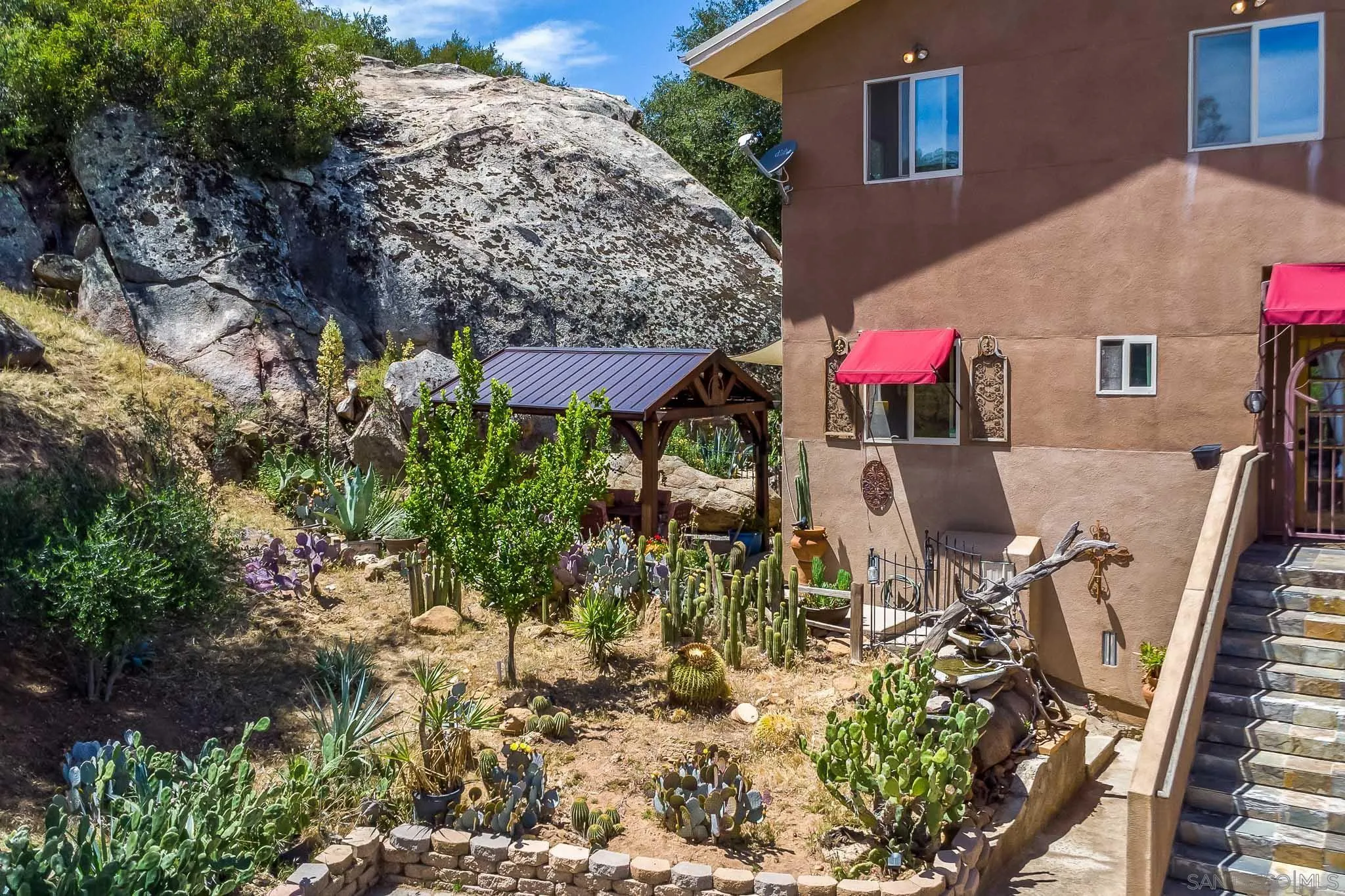 20841 Deerhorn Valley Rd