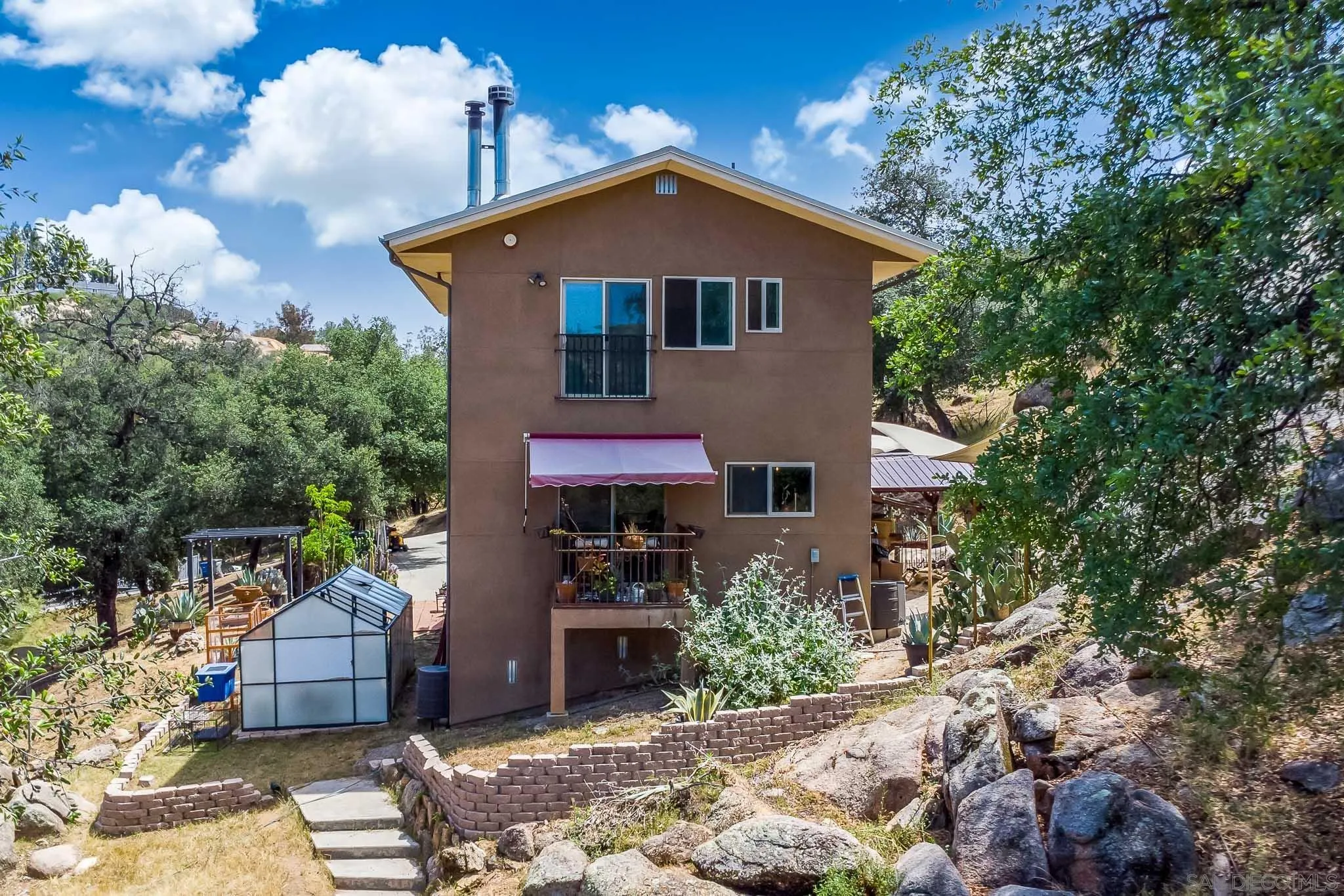 20841 Deerhorn Valley Rd