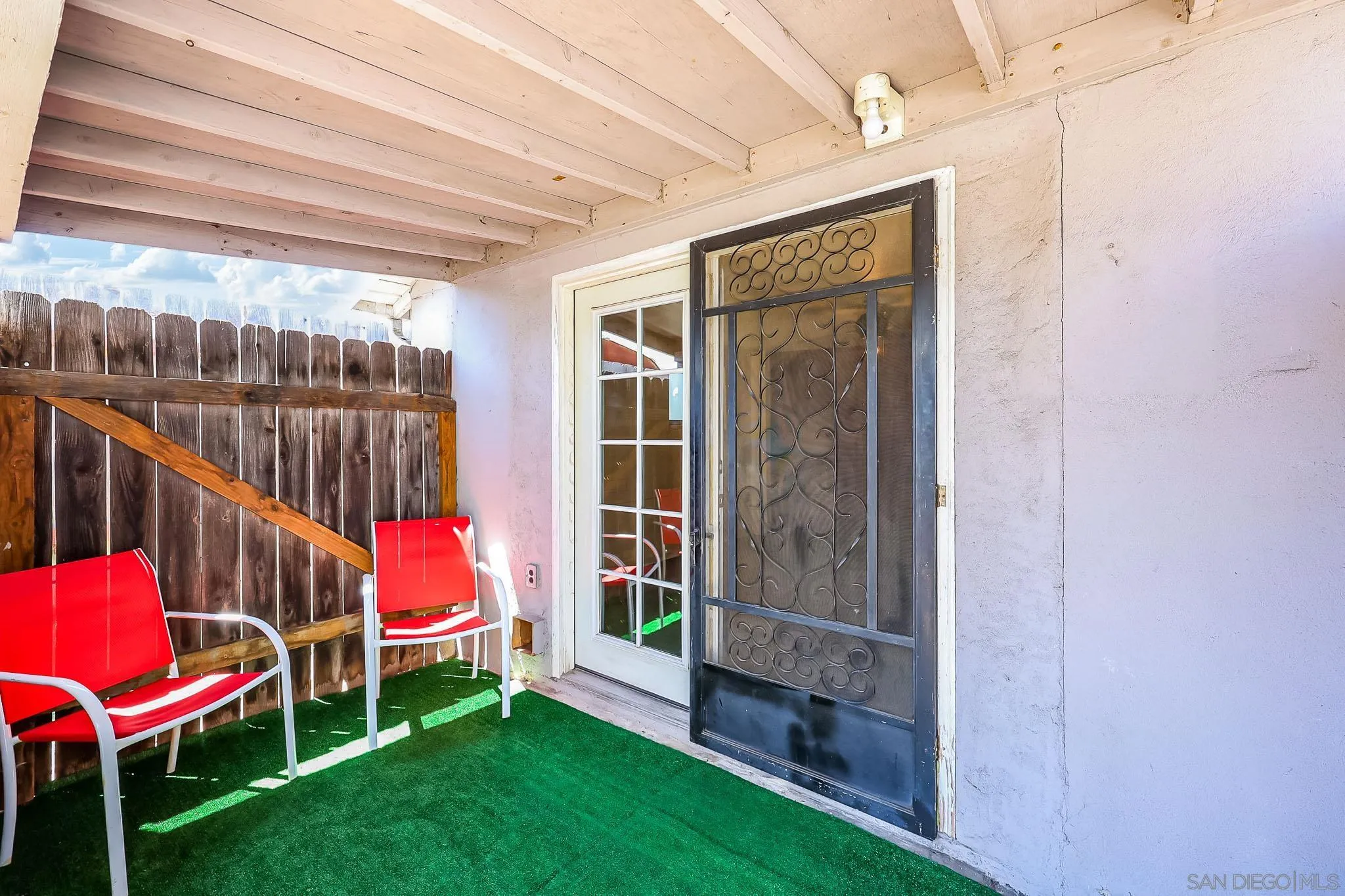 414 E Lincoln Ave