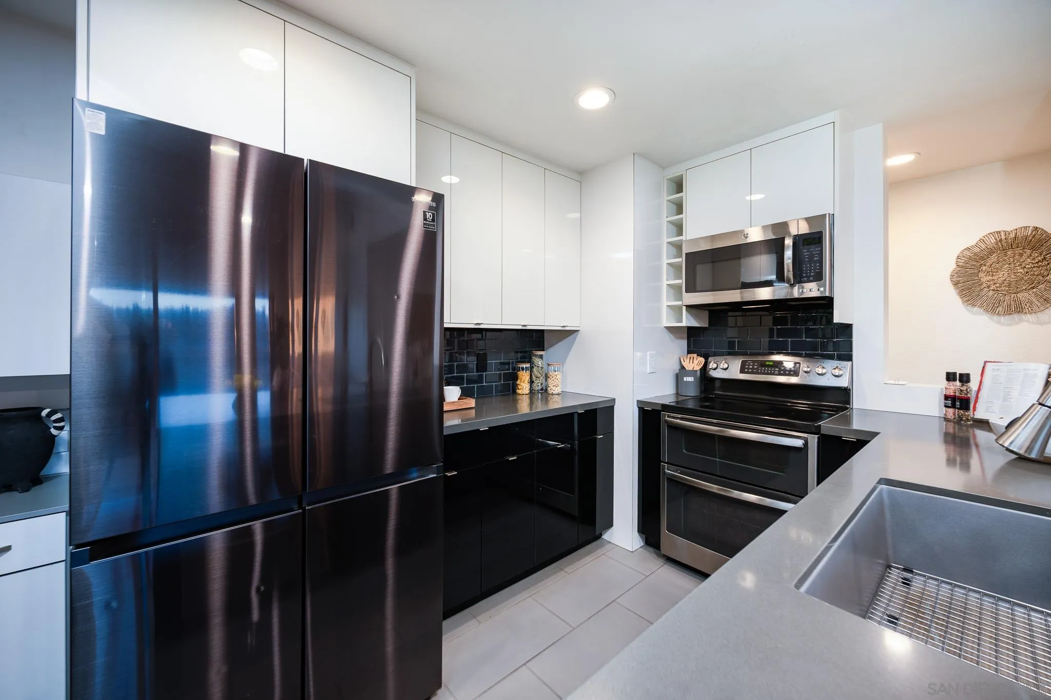 10400 Caminito Cuervo Unit 272