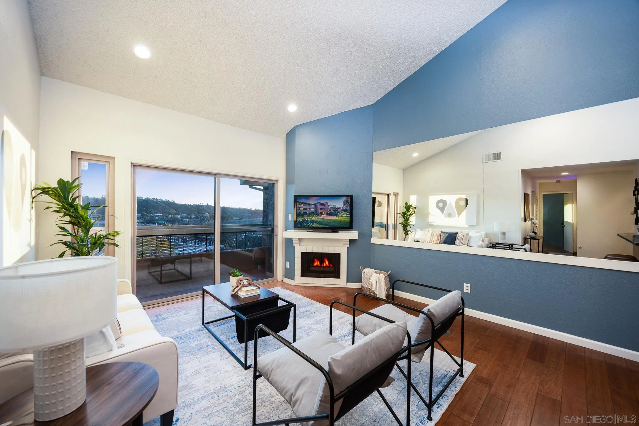 10400 Caminito Cuervo Unit 272