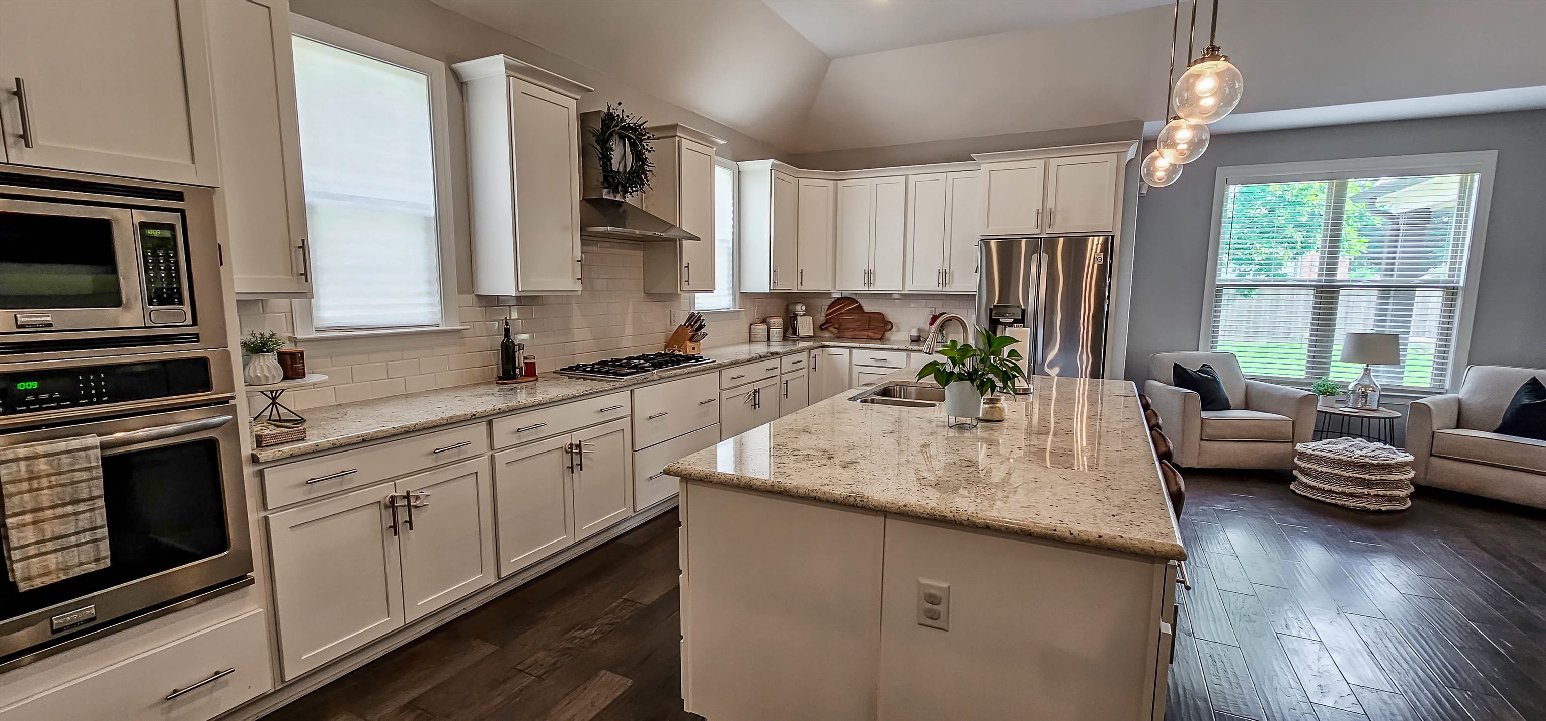 9696 WOODLAND BROOK LN