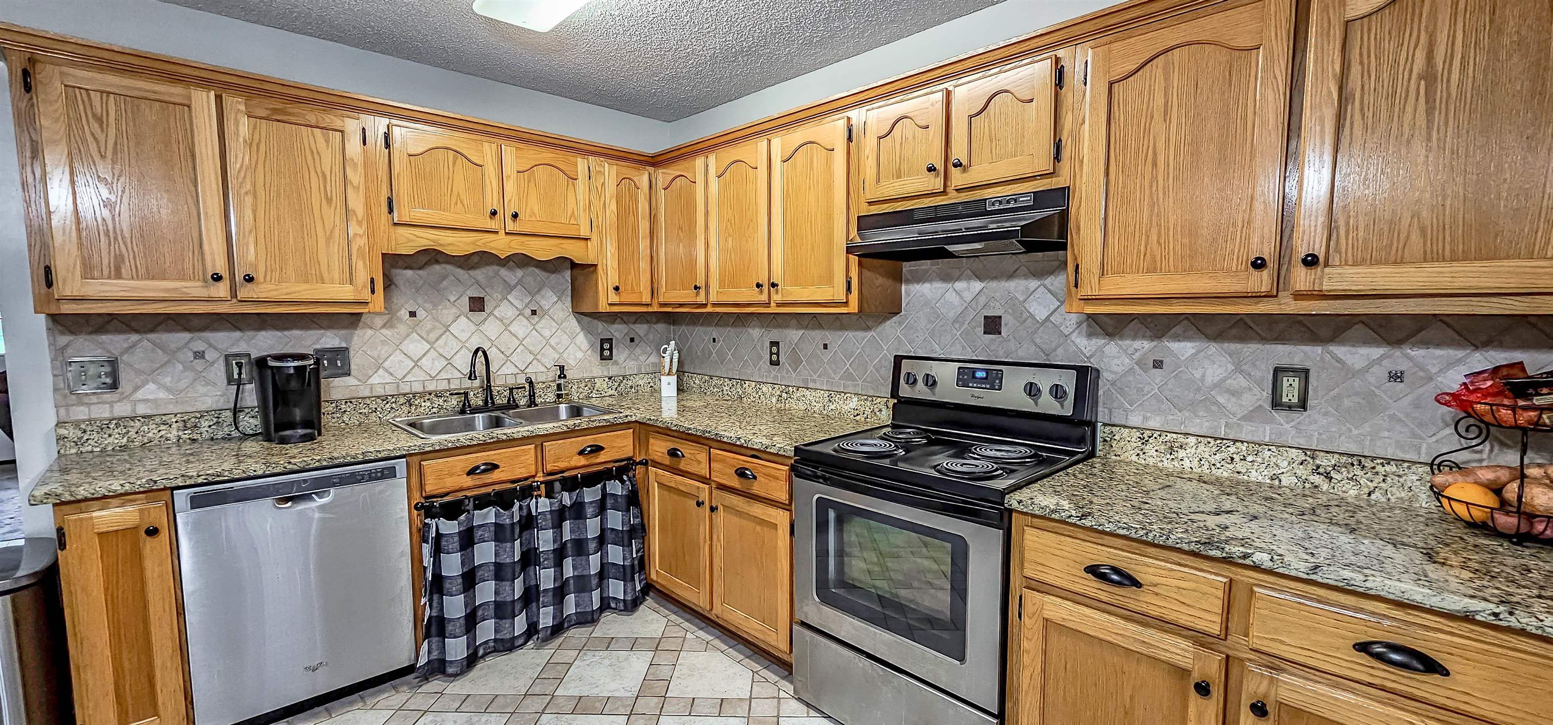 242 ROLLING MEADOW DR