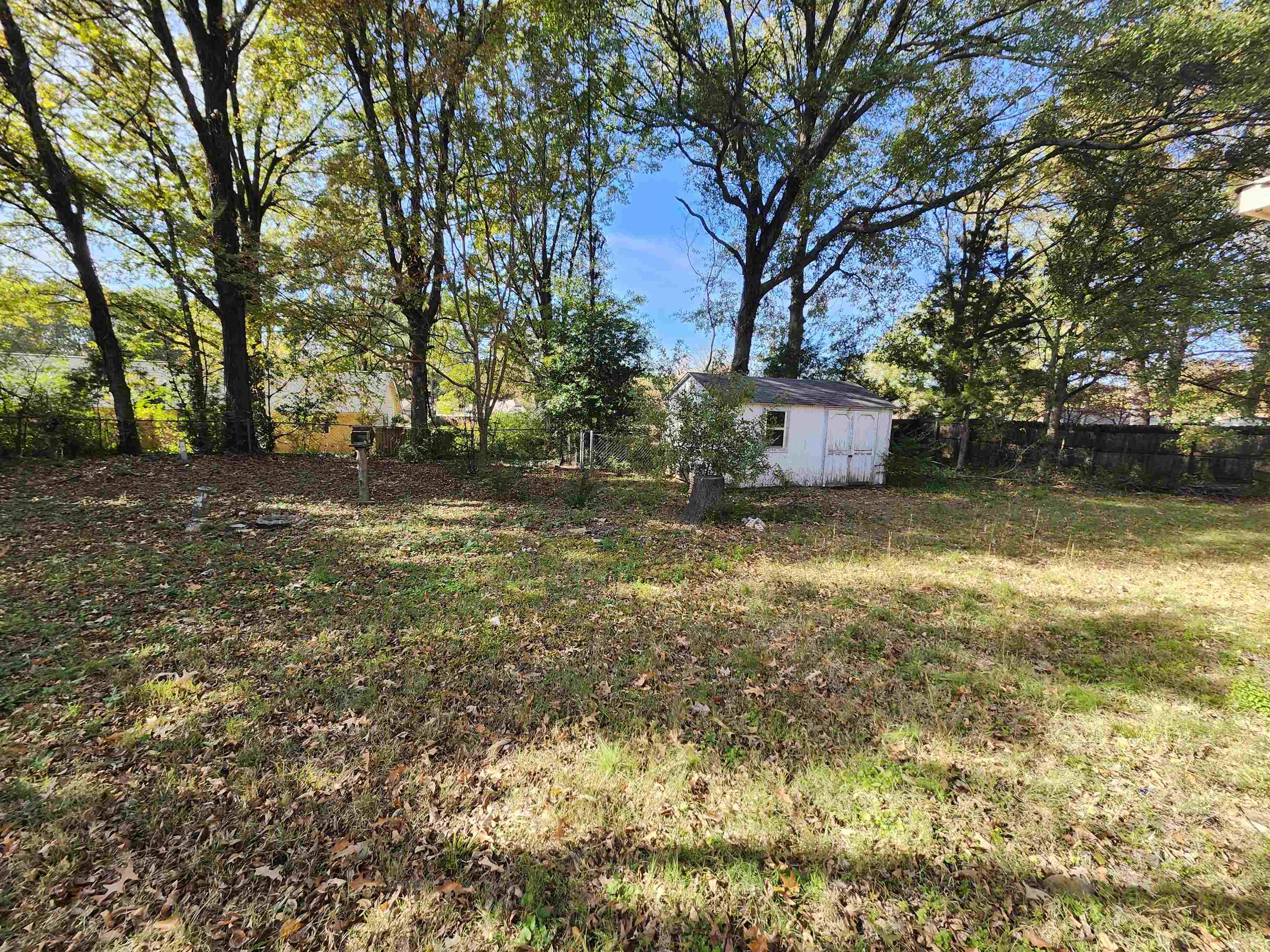 3801 CLUBVIEW DR