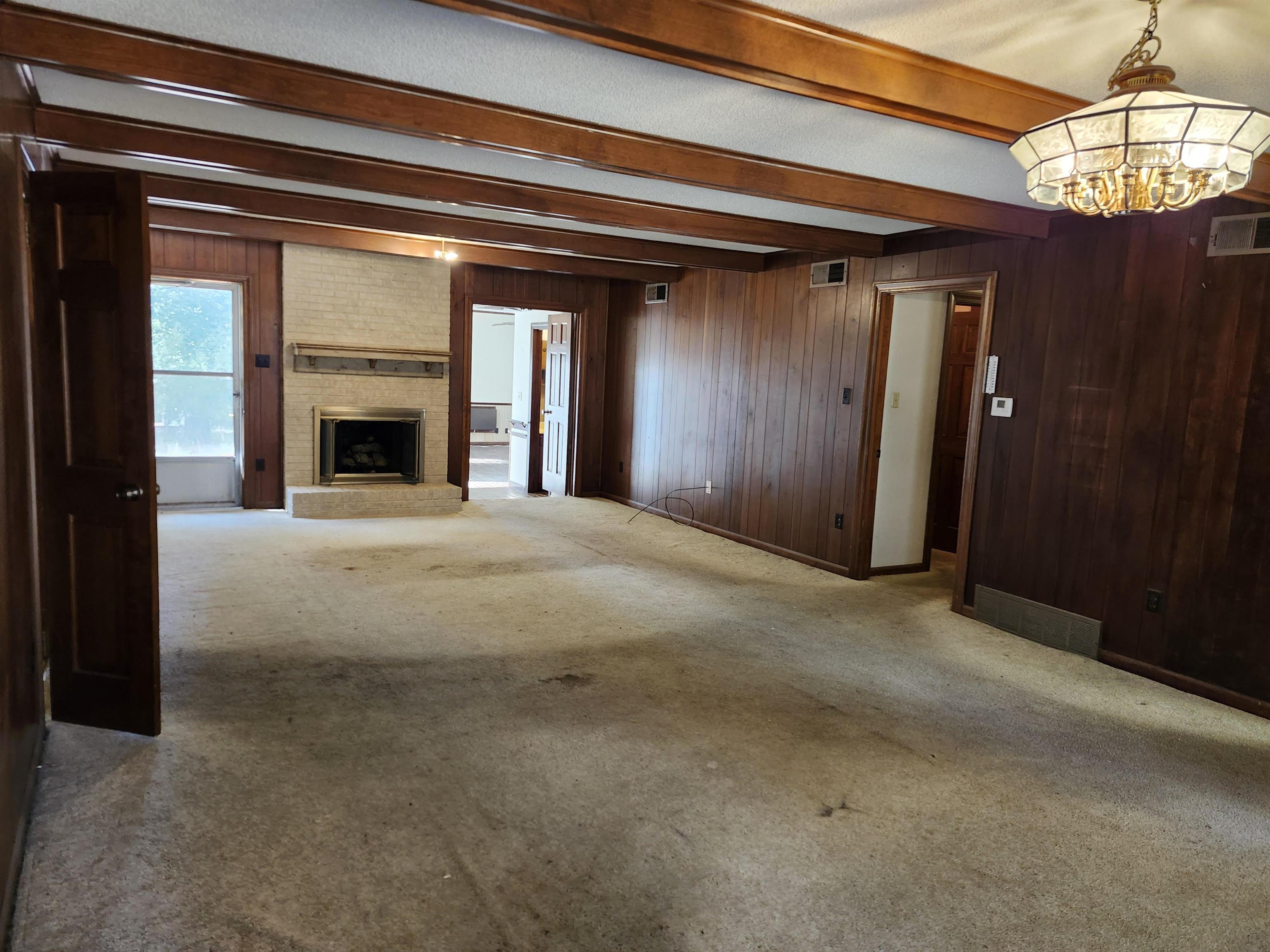 3801 CLUBVIEW DR