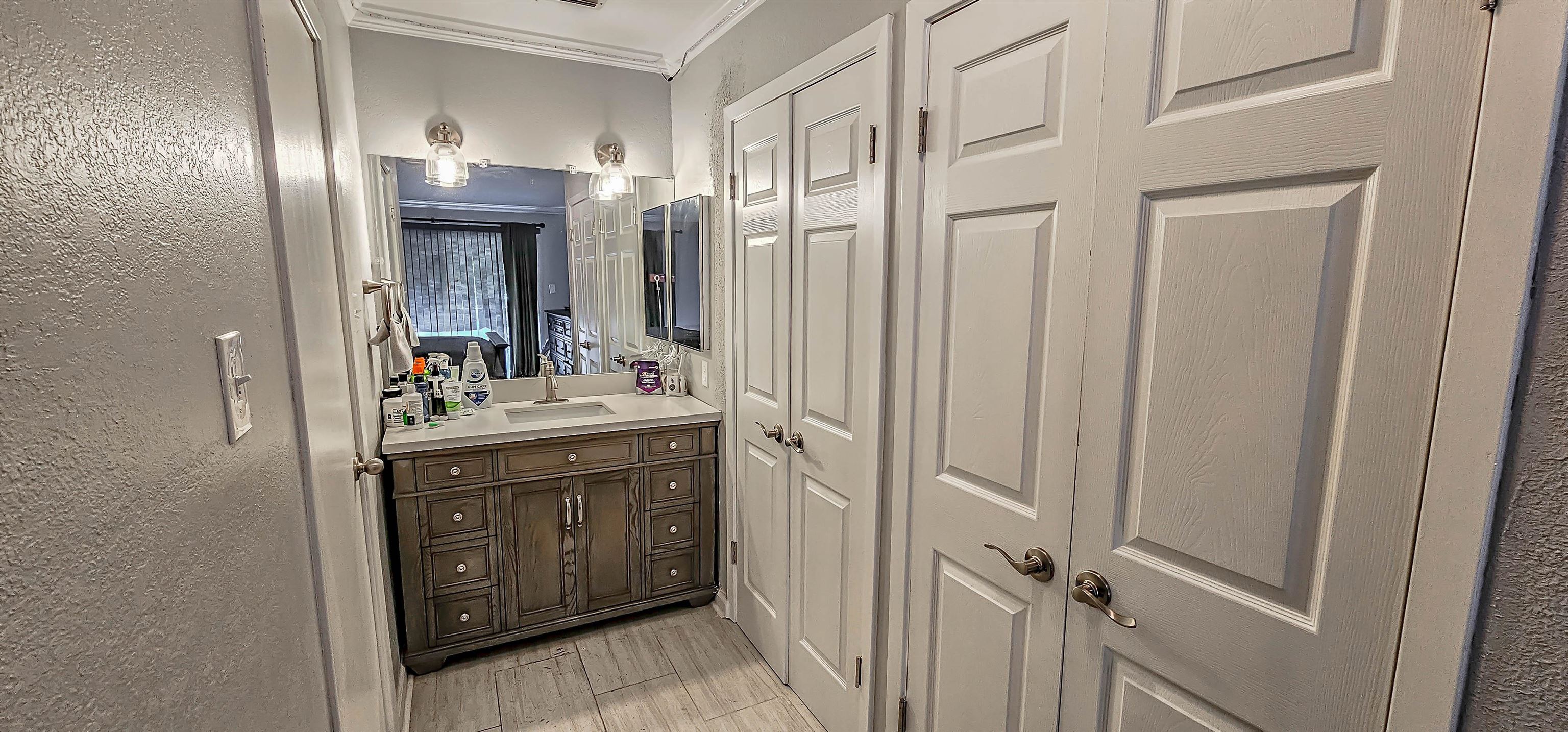 840 THISTLEDOWN DR Unit: 1009