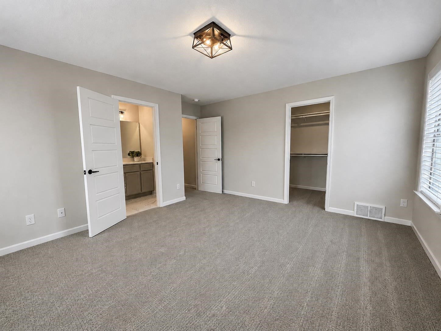 834 CYPRESS ROCK CV