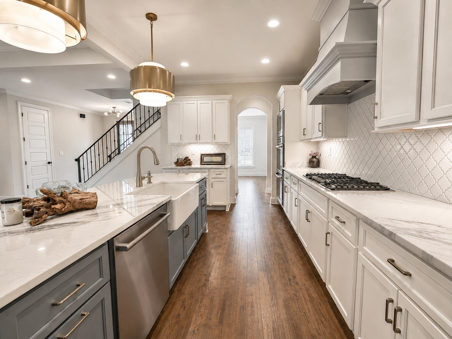 834 CYPRESS ROCK CV