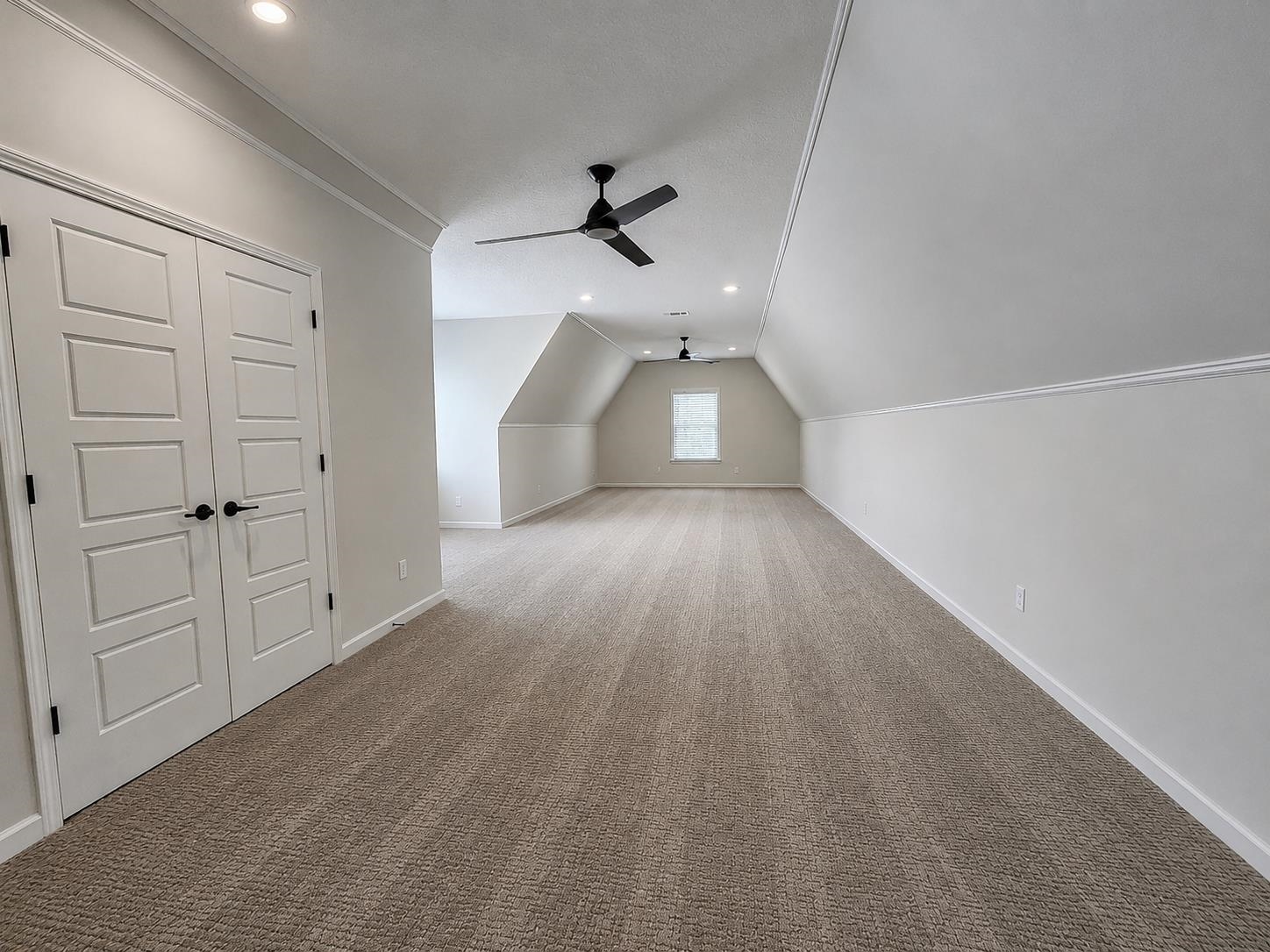 834 CYPRESS ROCK CV