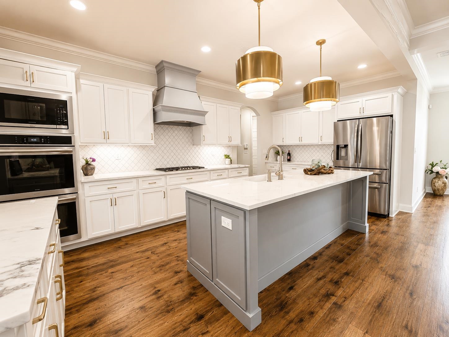 834 CYPRESS ROCK CV