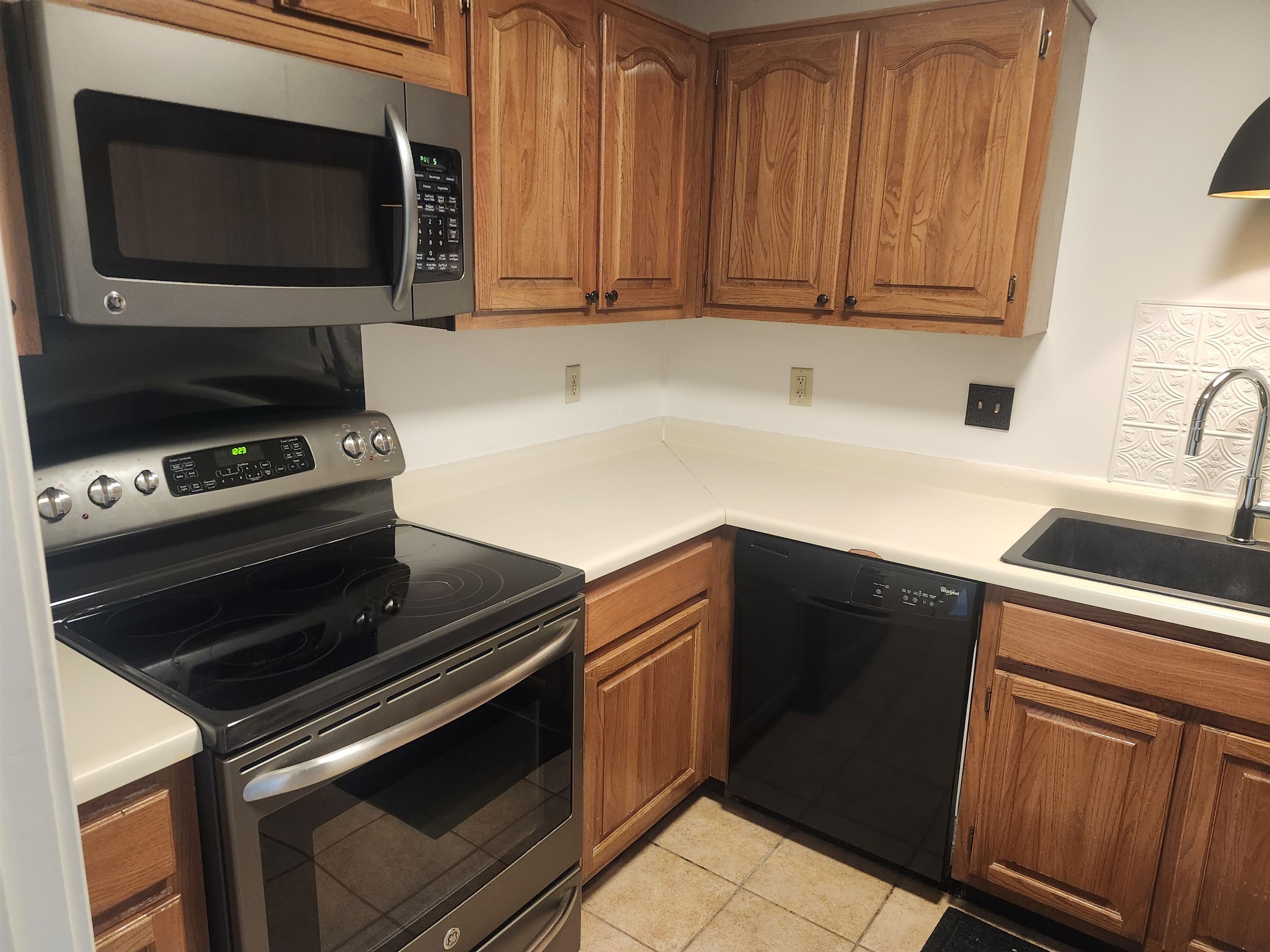 5400 PARK AVE Unit: 311
