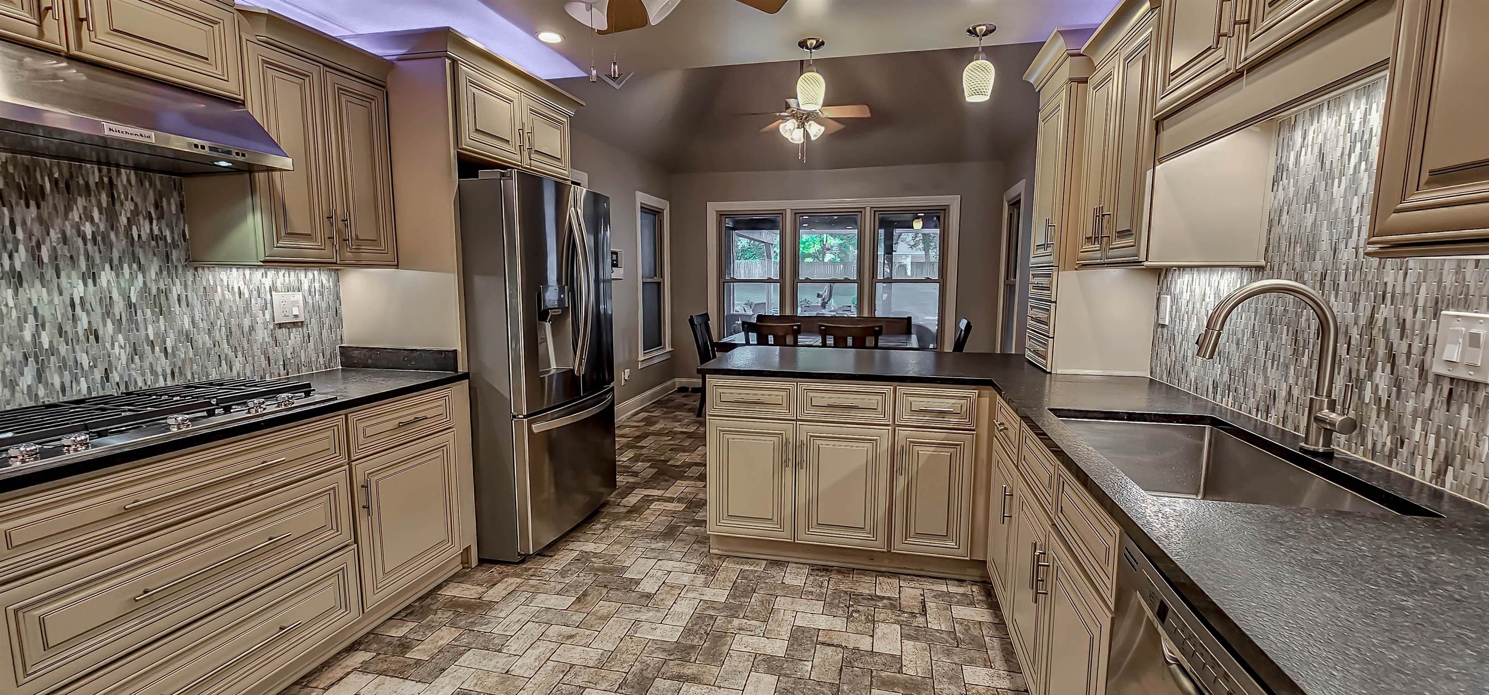 3223 WOLSTENHOLME DR
