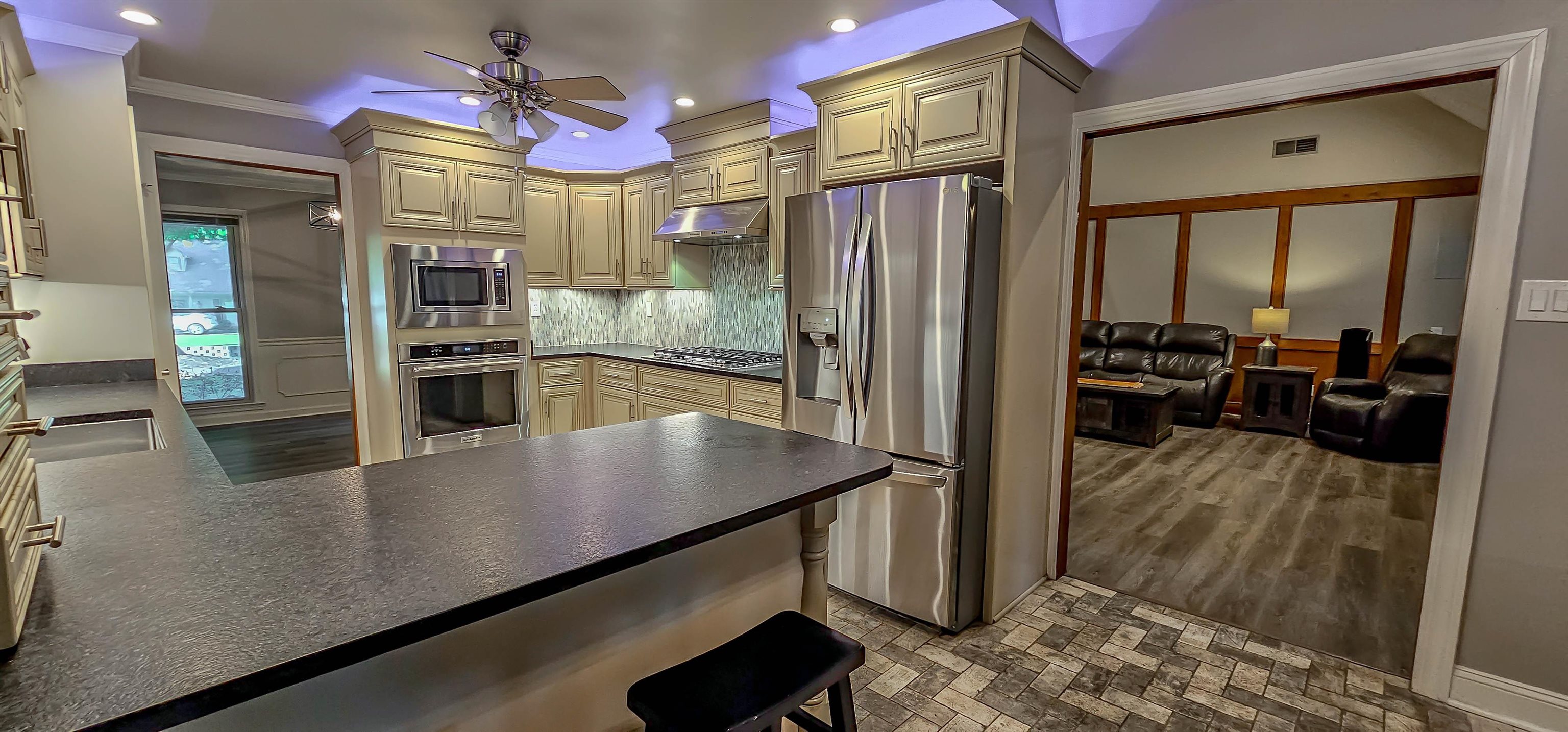 3223 WOLSTENHOLME DR