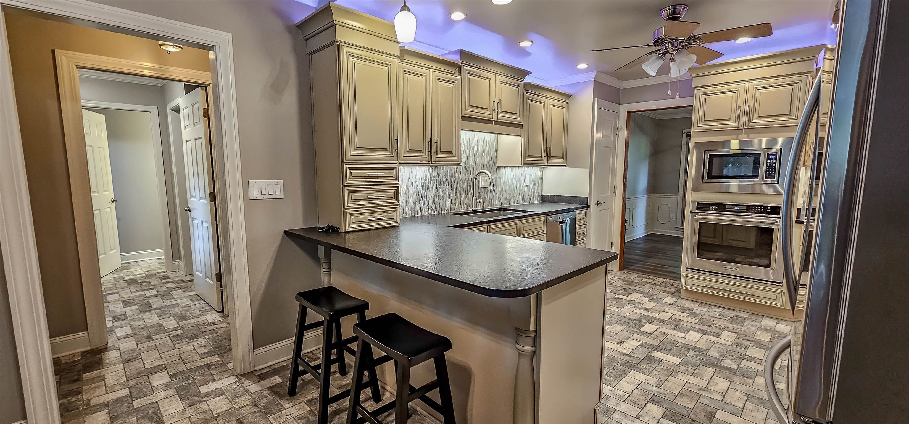 3223 WOLSTENHOLME DR