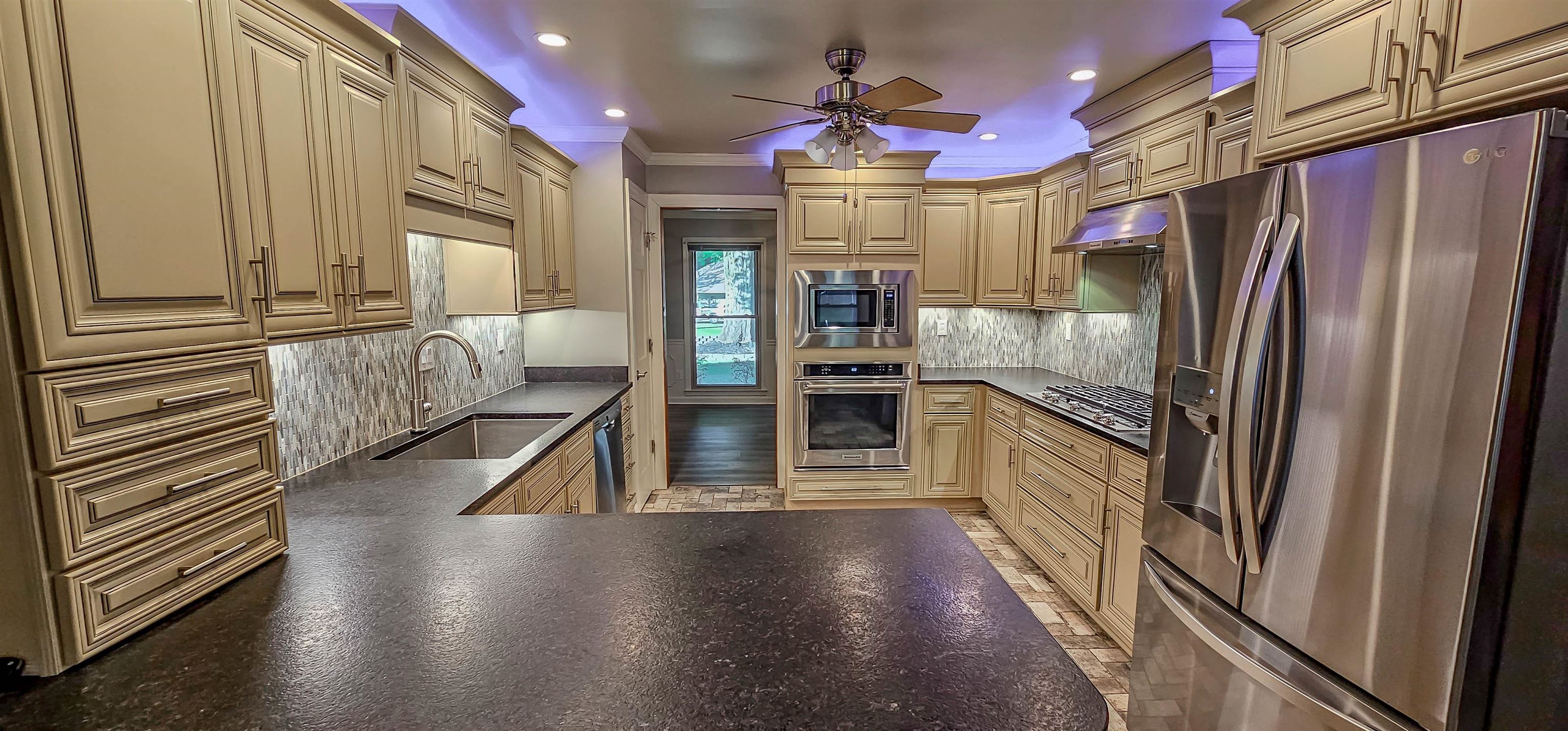 3223 WOLSTENHOLME DR