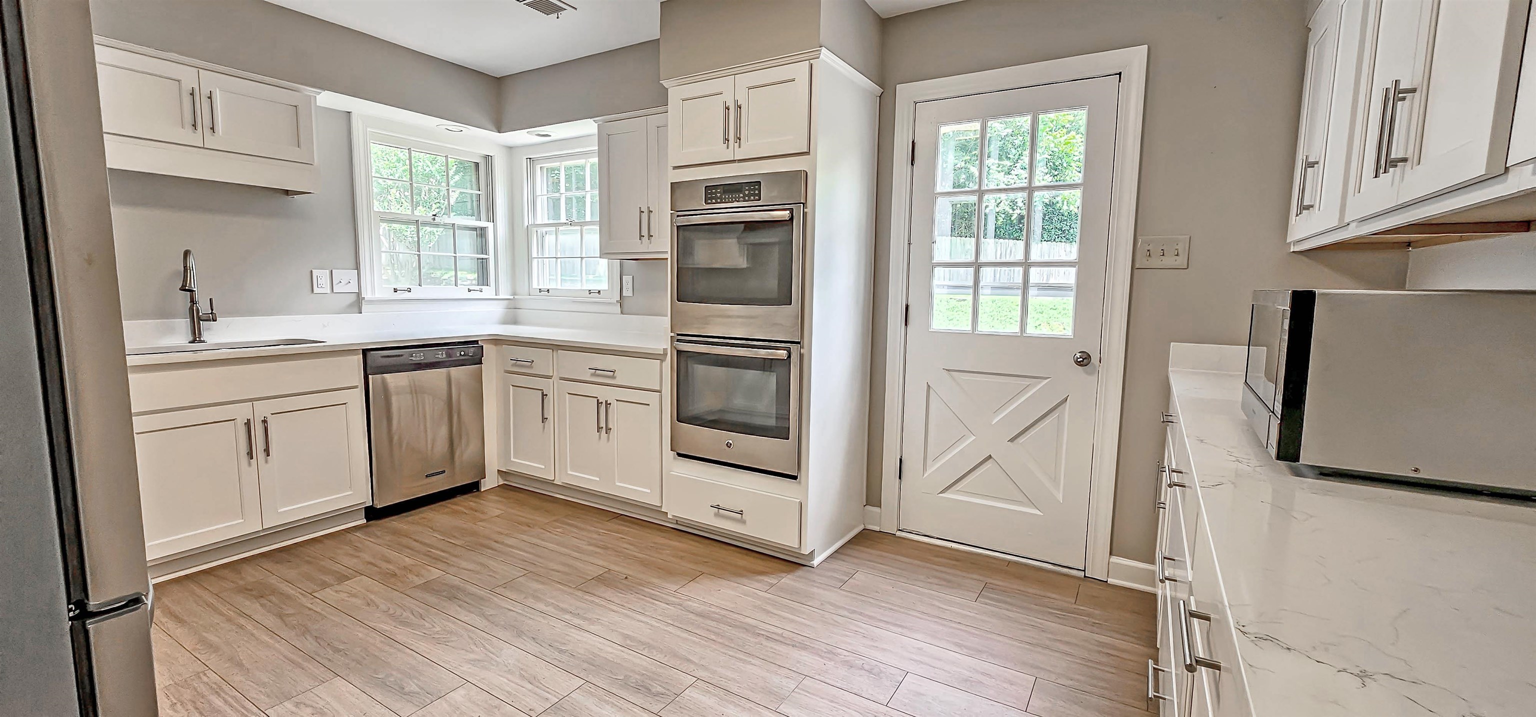 8451 OLD ELM CV