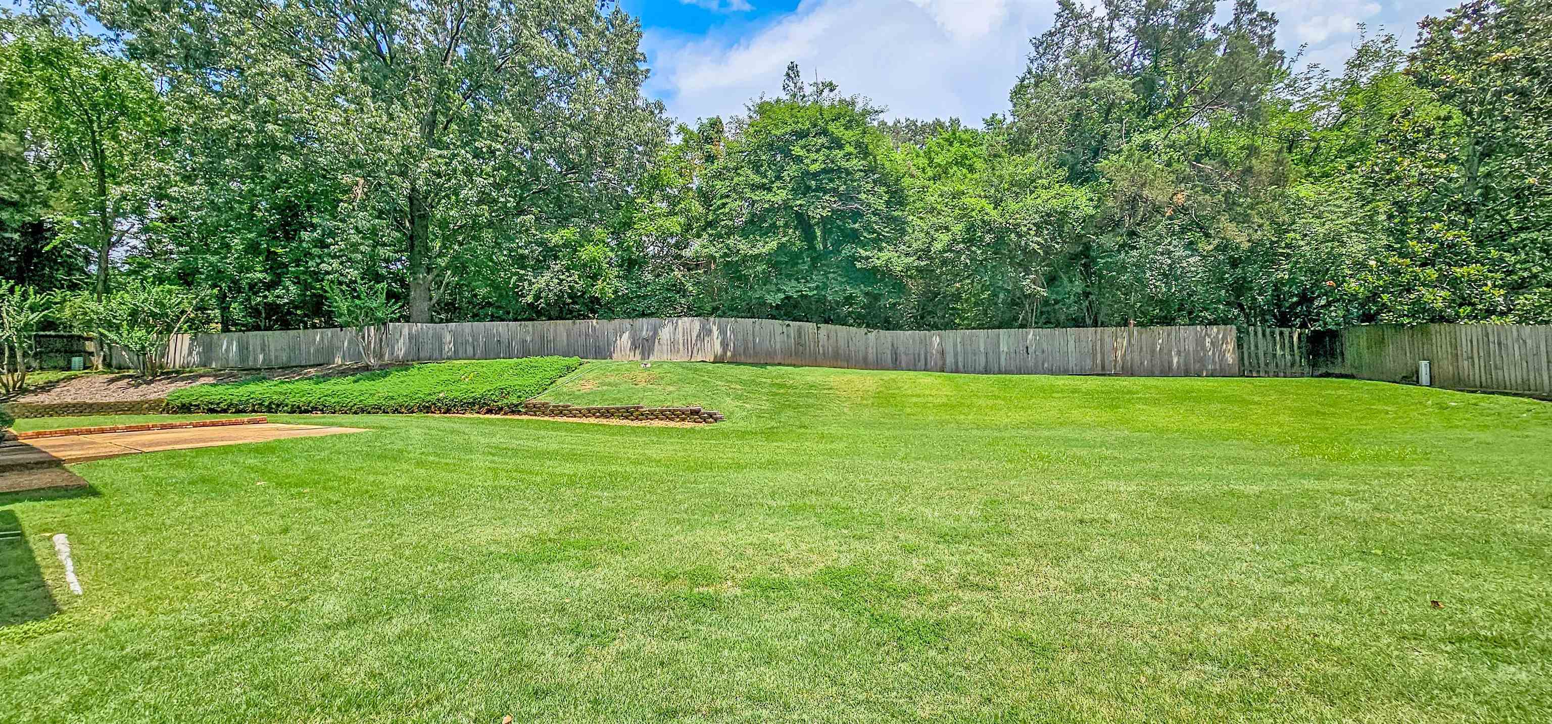 8451 OLD ELM CV