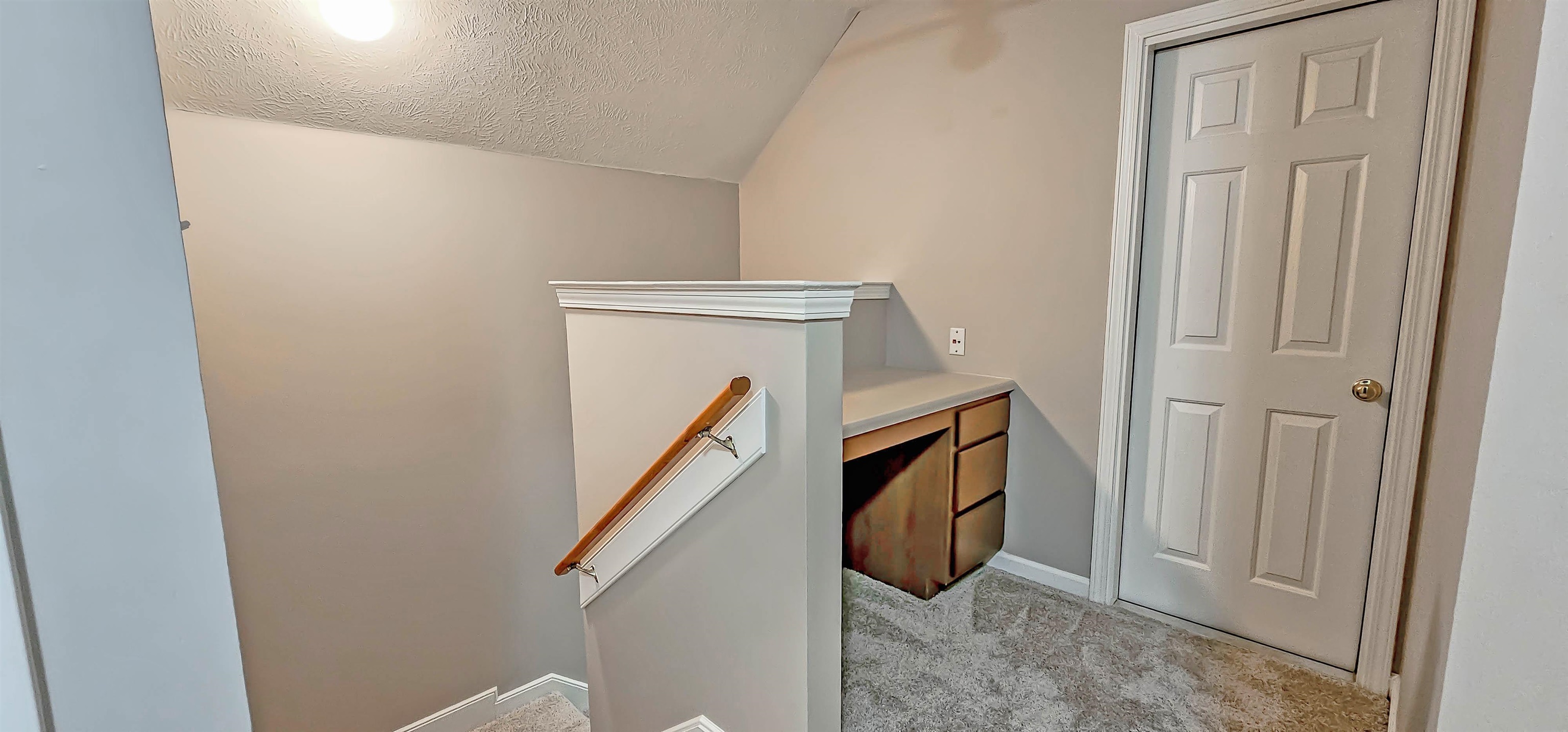 8678 ASHBURY OAK DR