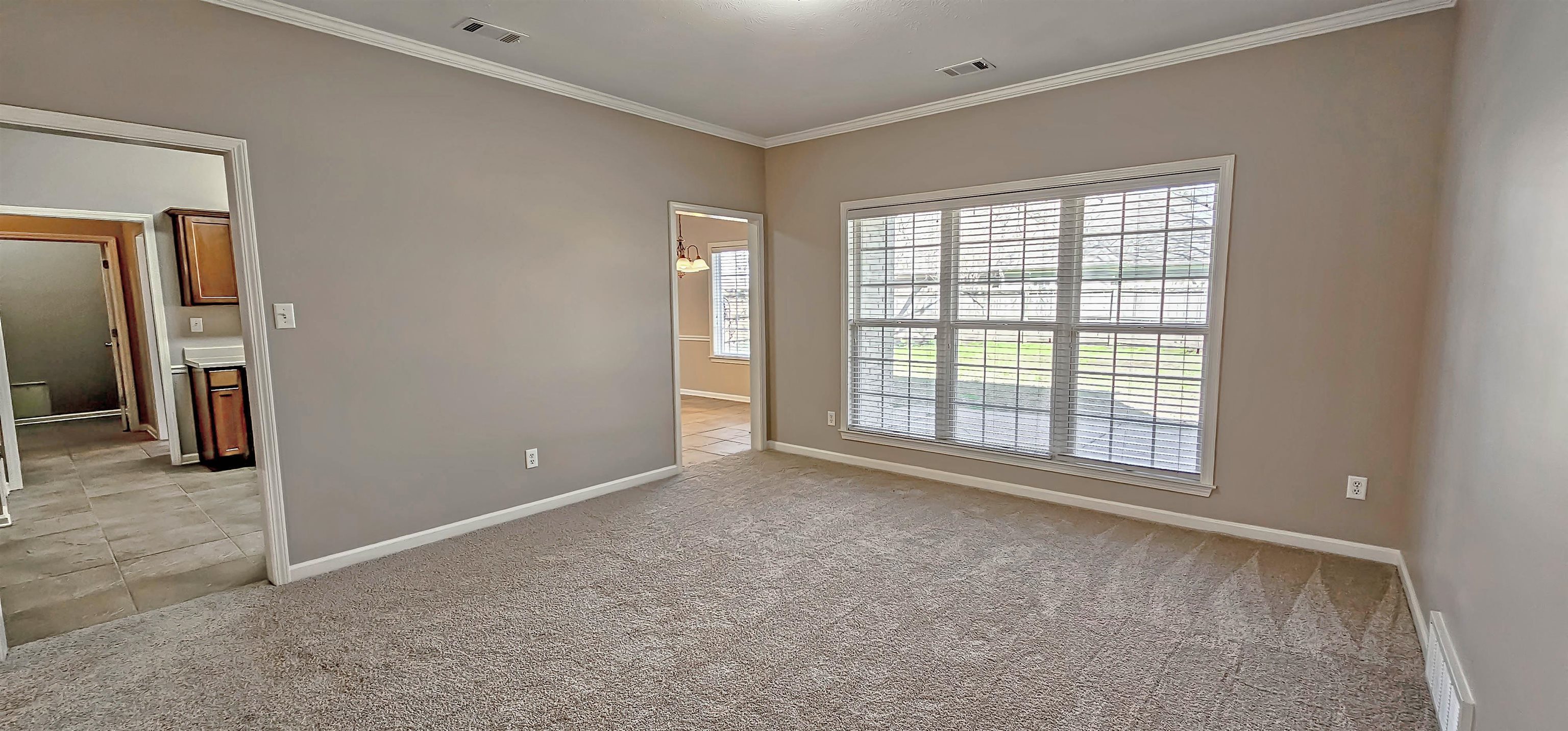 8678 ASHBURY OAK DR