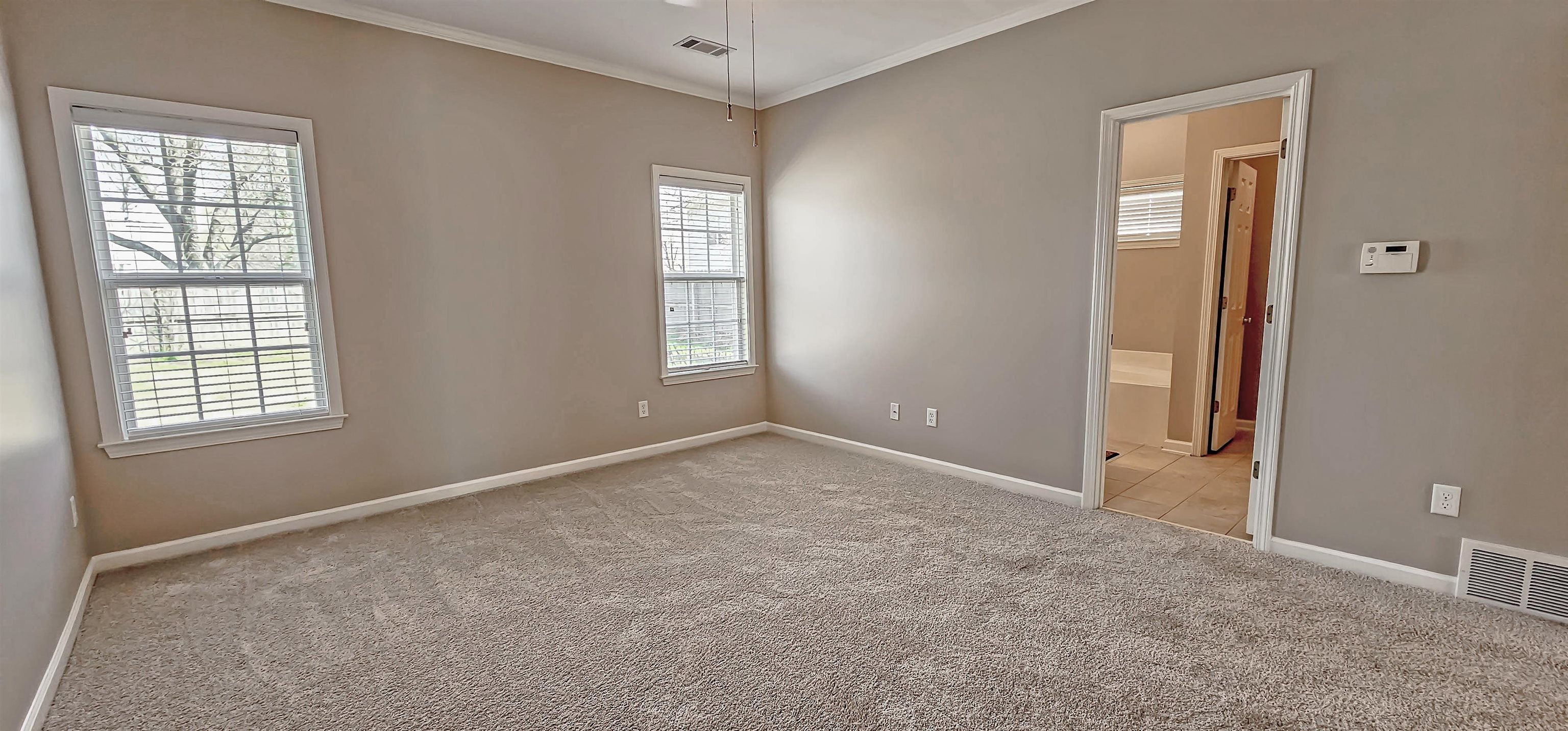 8678 ASHBURY OAK DR