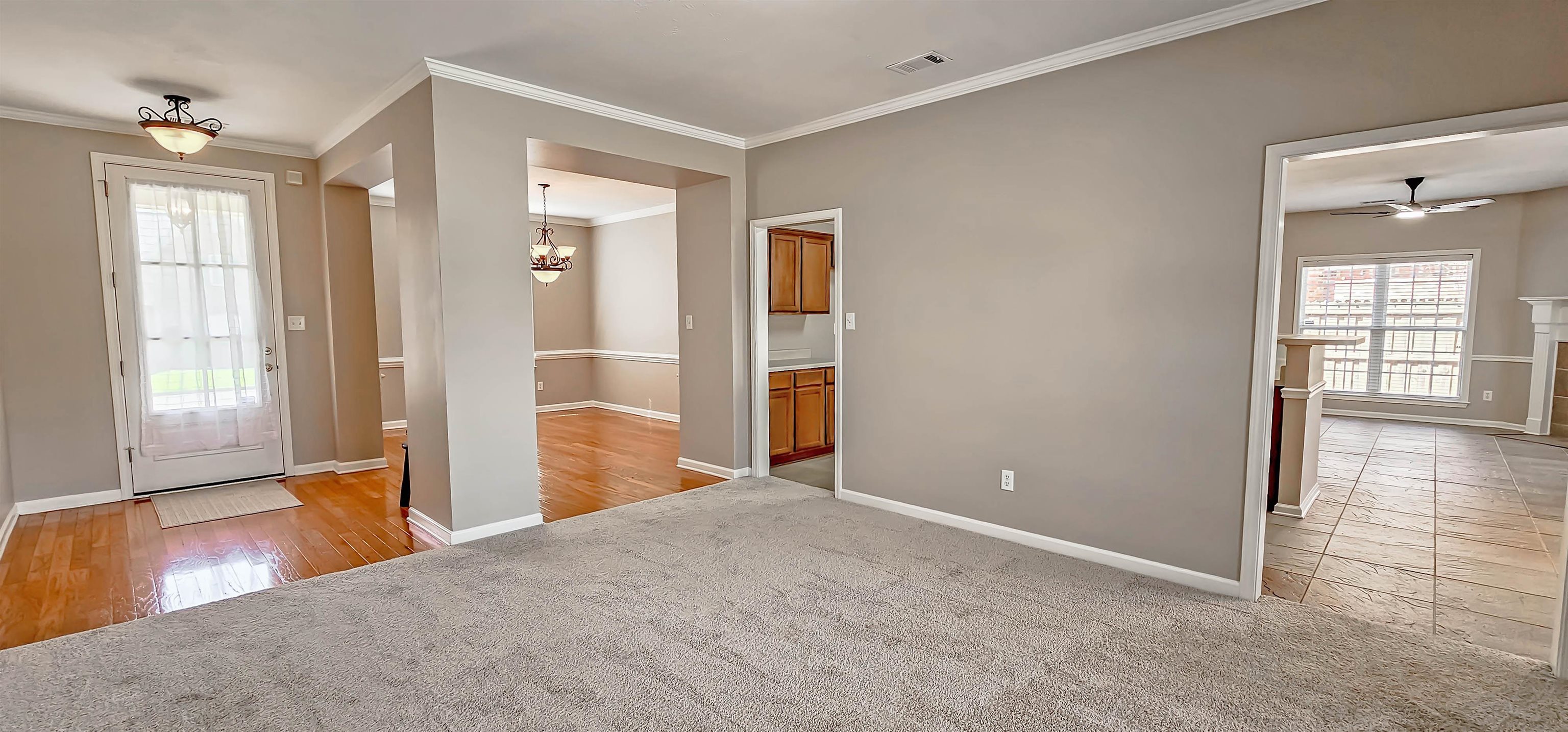 8678 ASHBURY OAK DR