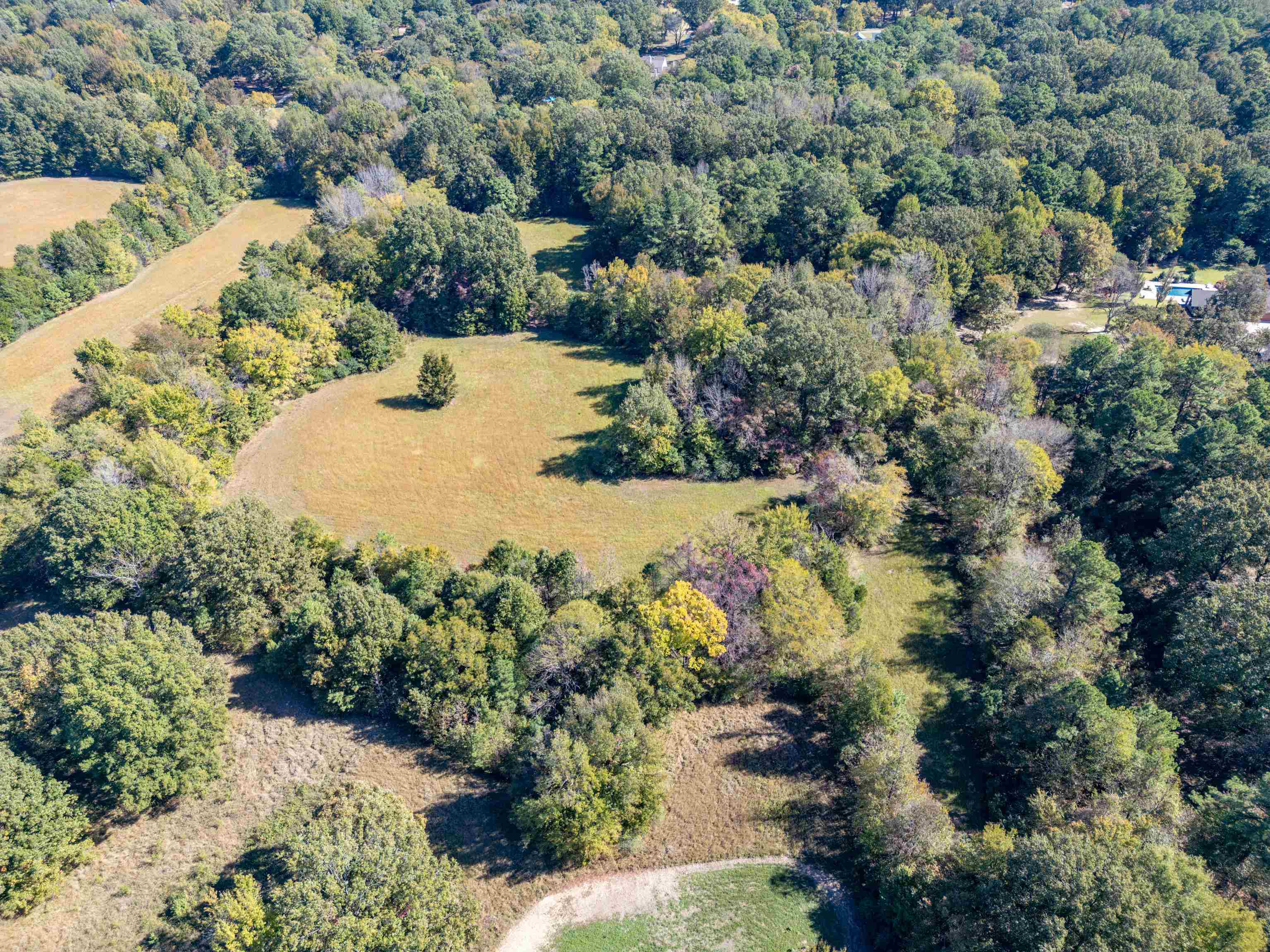 0 E HOLMES RD