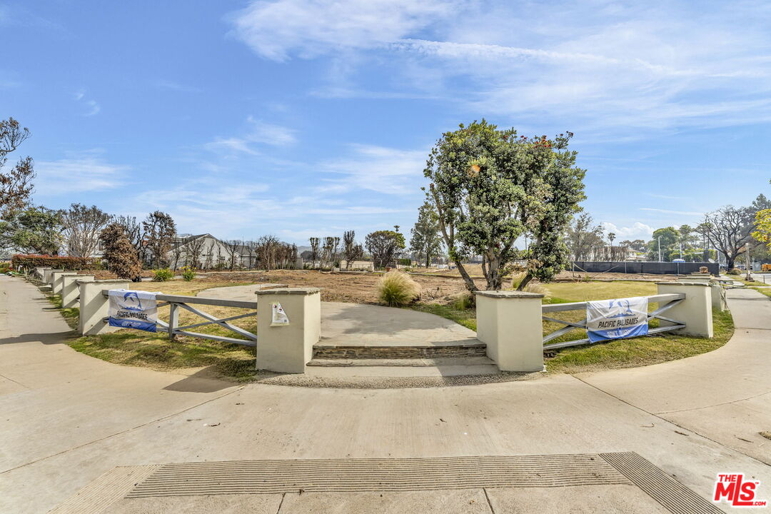 14827 Pampas Ricas Blvd