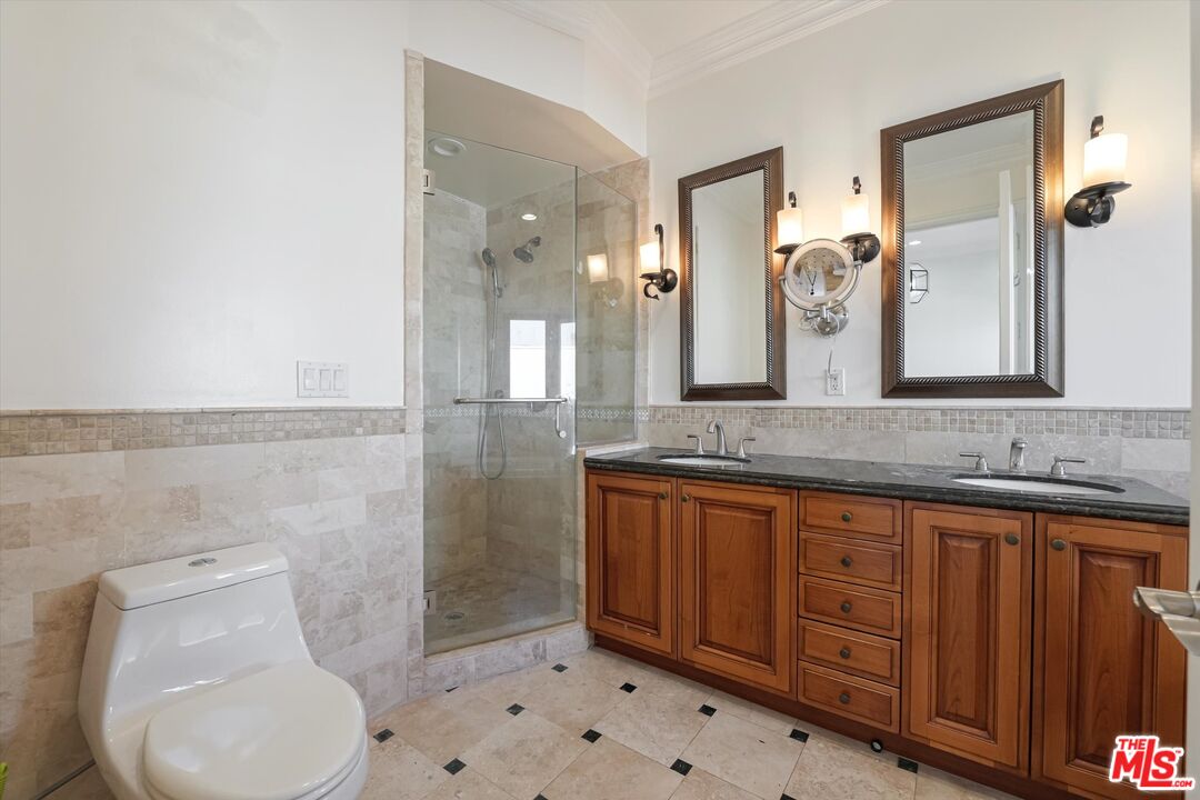 1610 Camden Ave Unit: 401