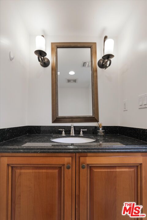 1610 Camden Ave Unit: 401